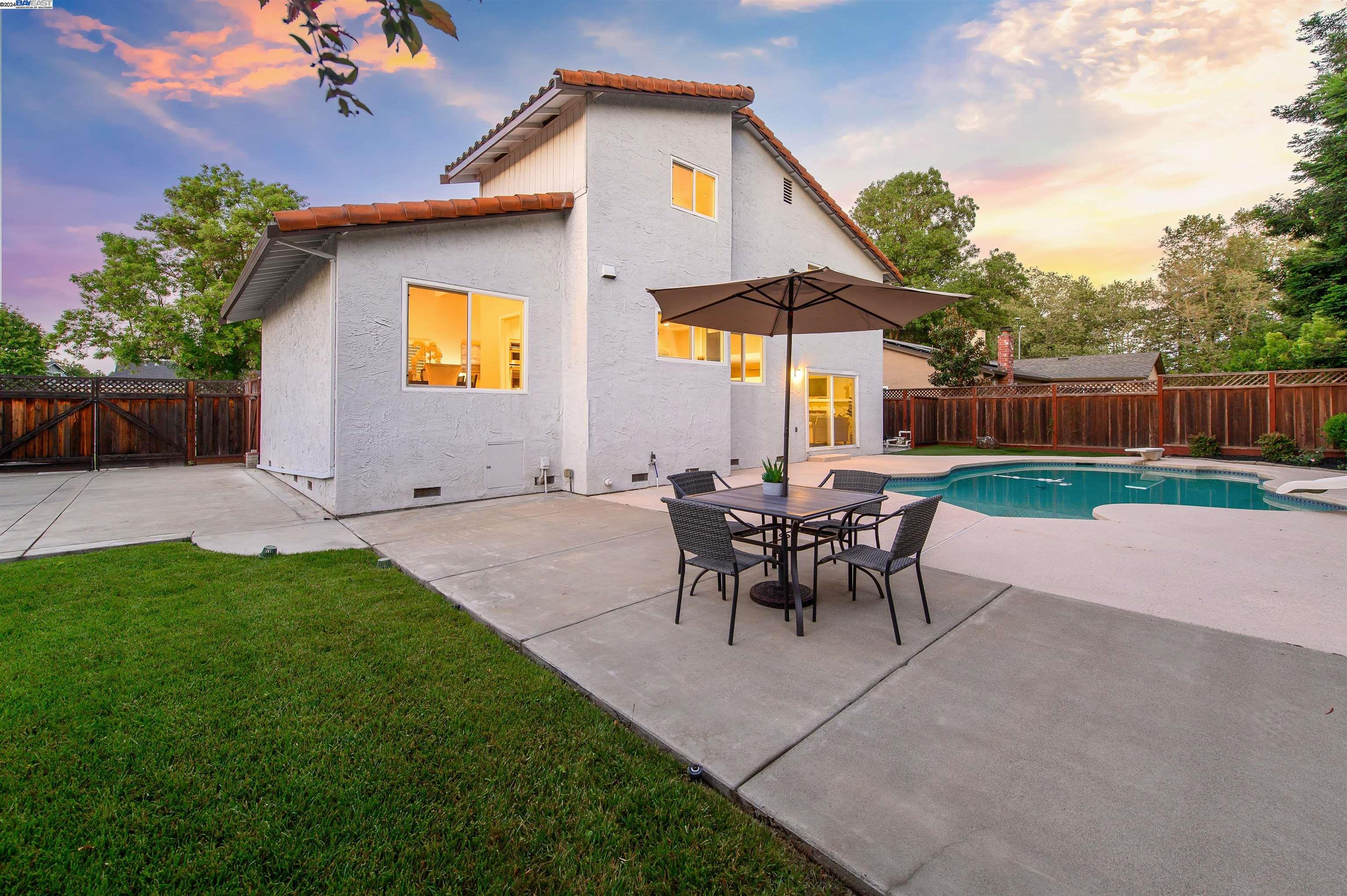 5814 Arthur Dr