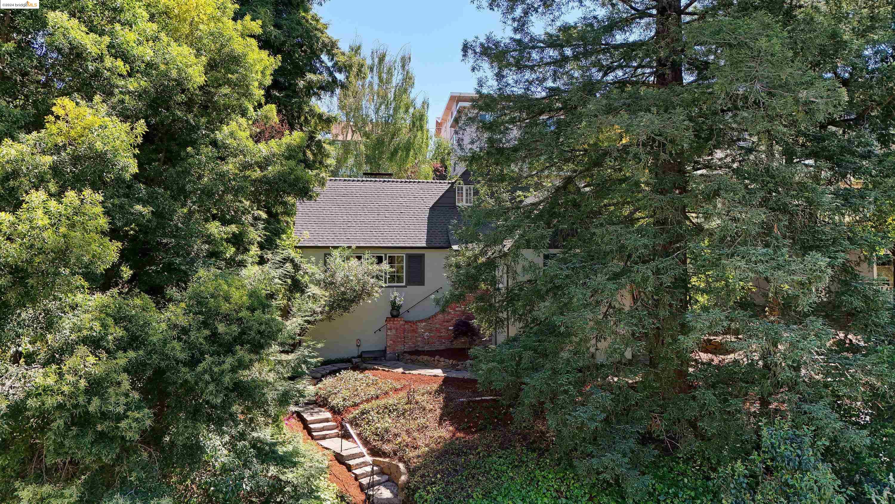 1859 Trestle Glen