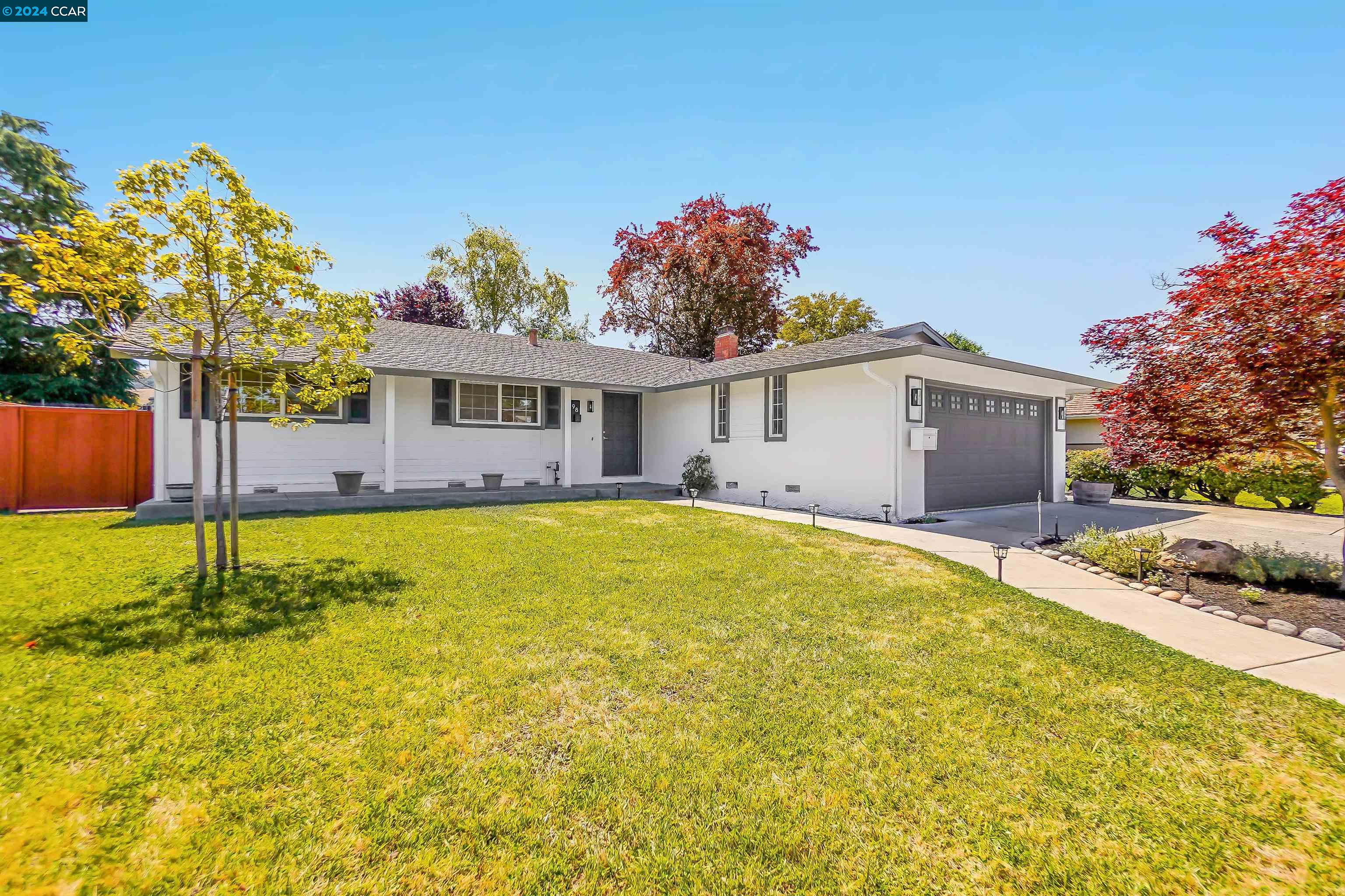 198 Dayton Ct