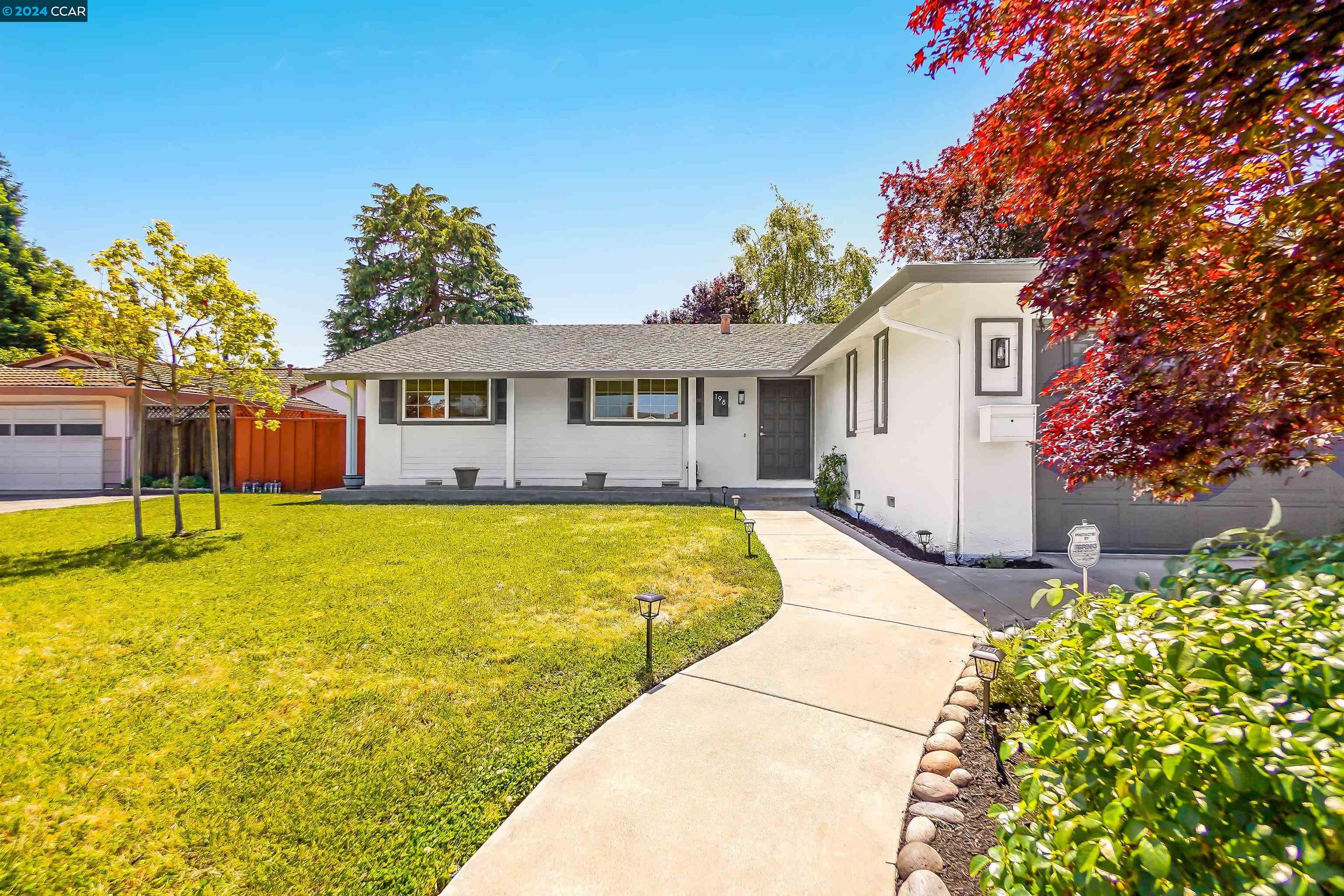 198 Dayton Ct