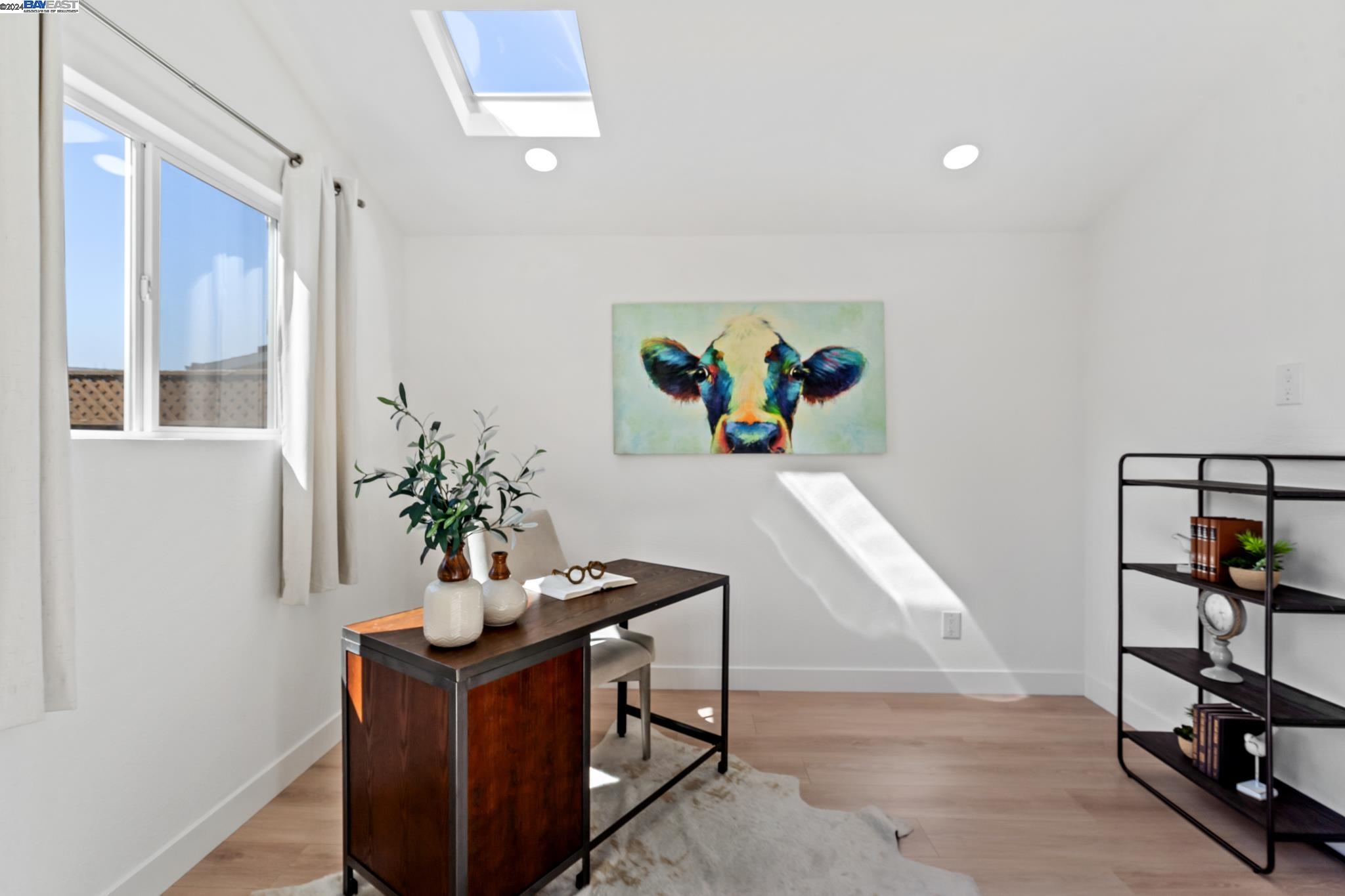 694 Sonoma Ct