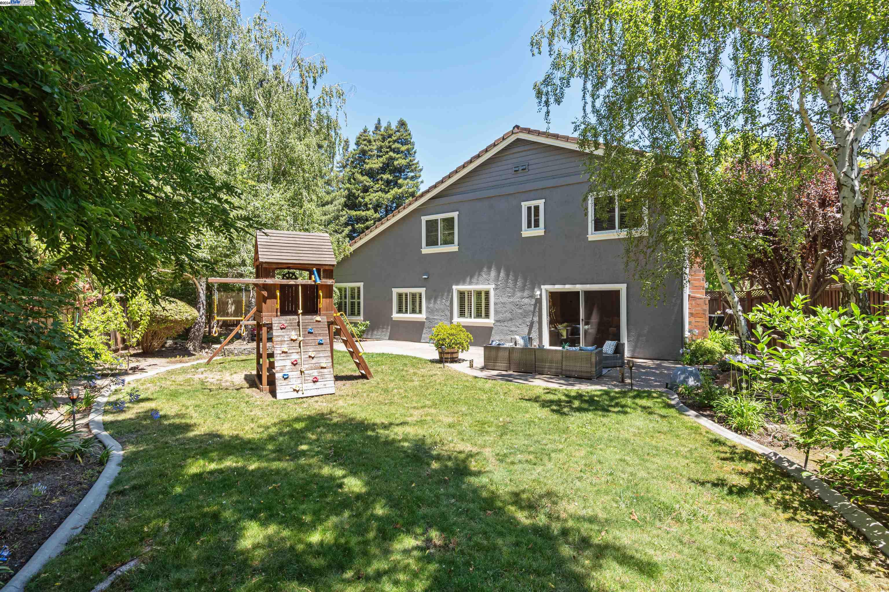 50 San Carlo Ct