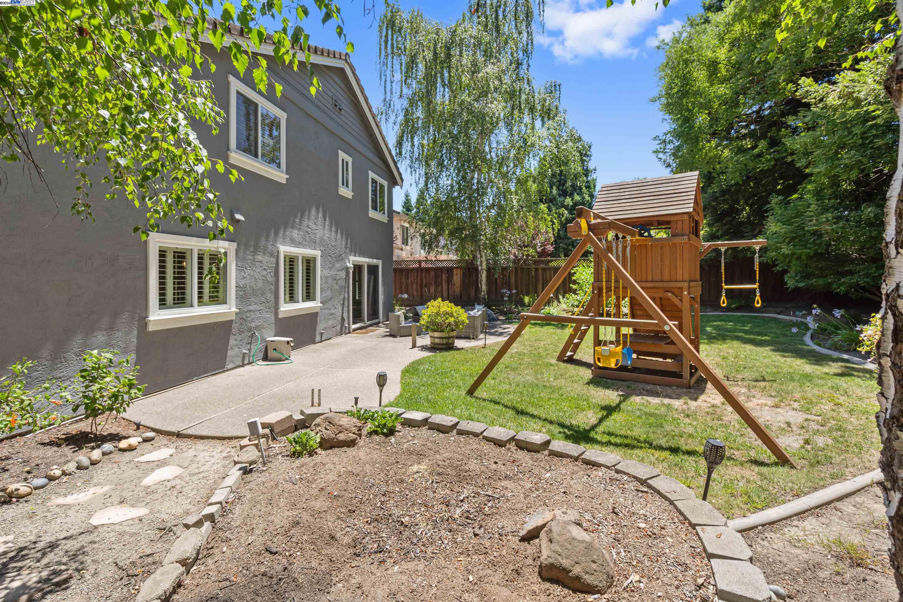 50 San Carlo Ct