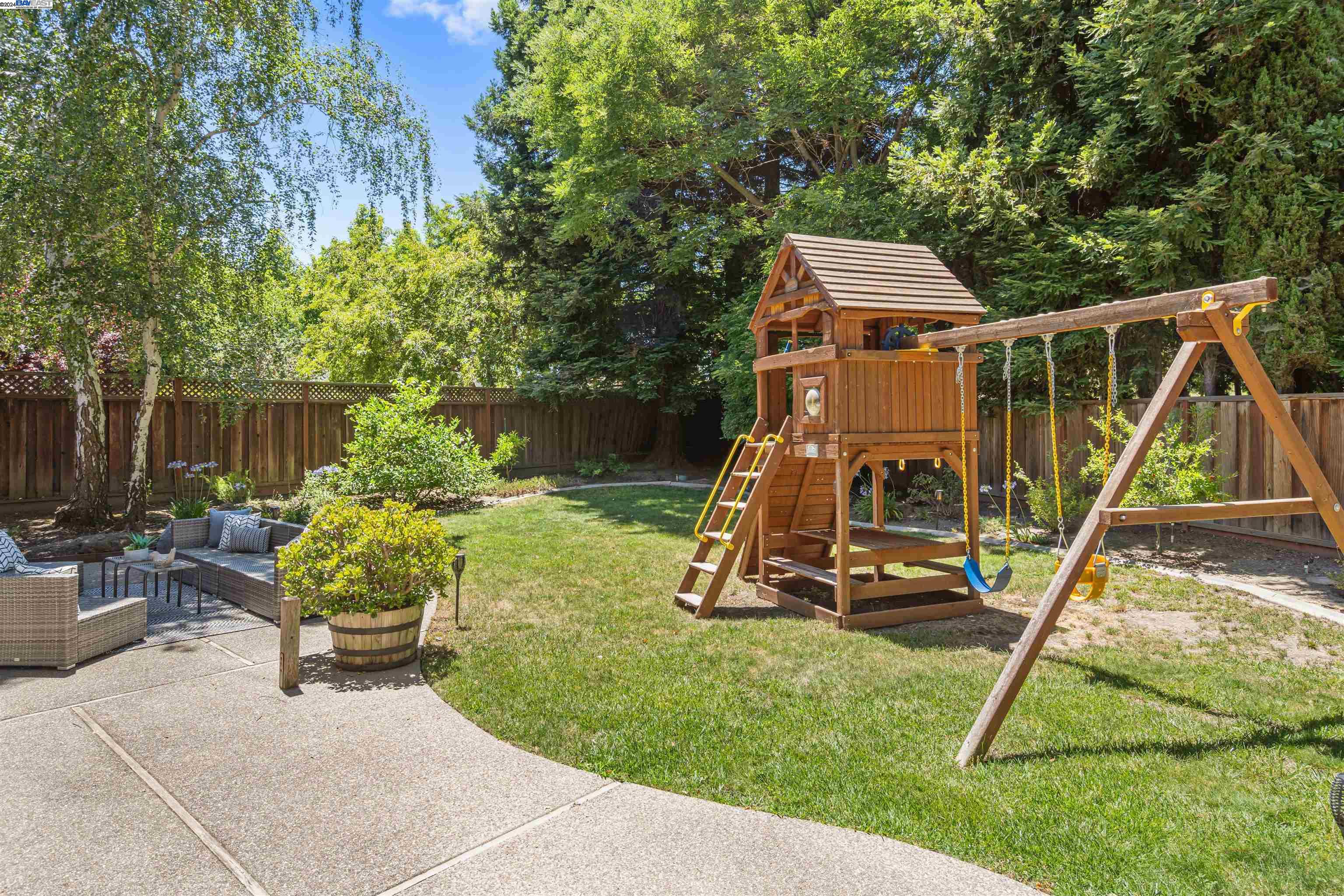 50 San Carlo Ct