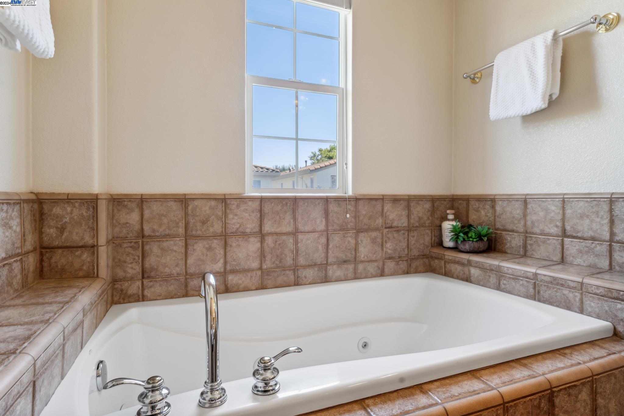 4254 Escudo Ct