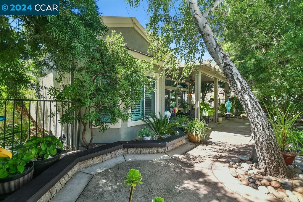 1840 Crispin Dr