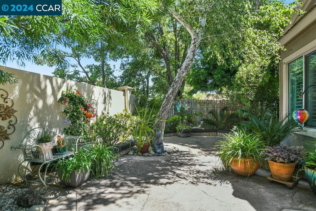 1840 Crispin Dr