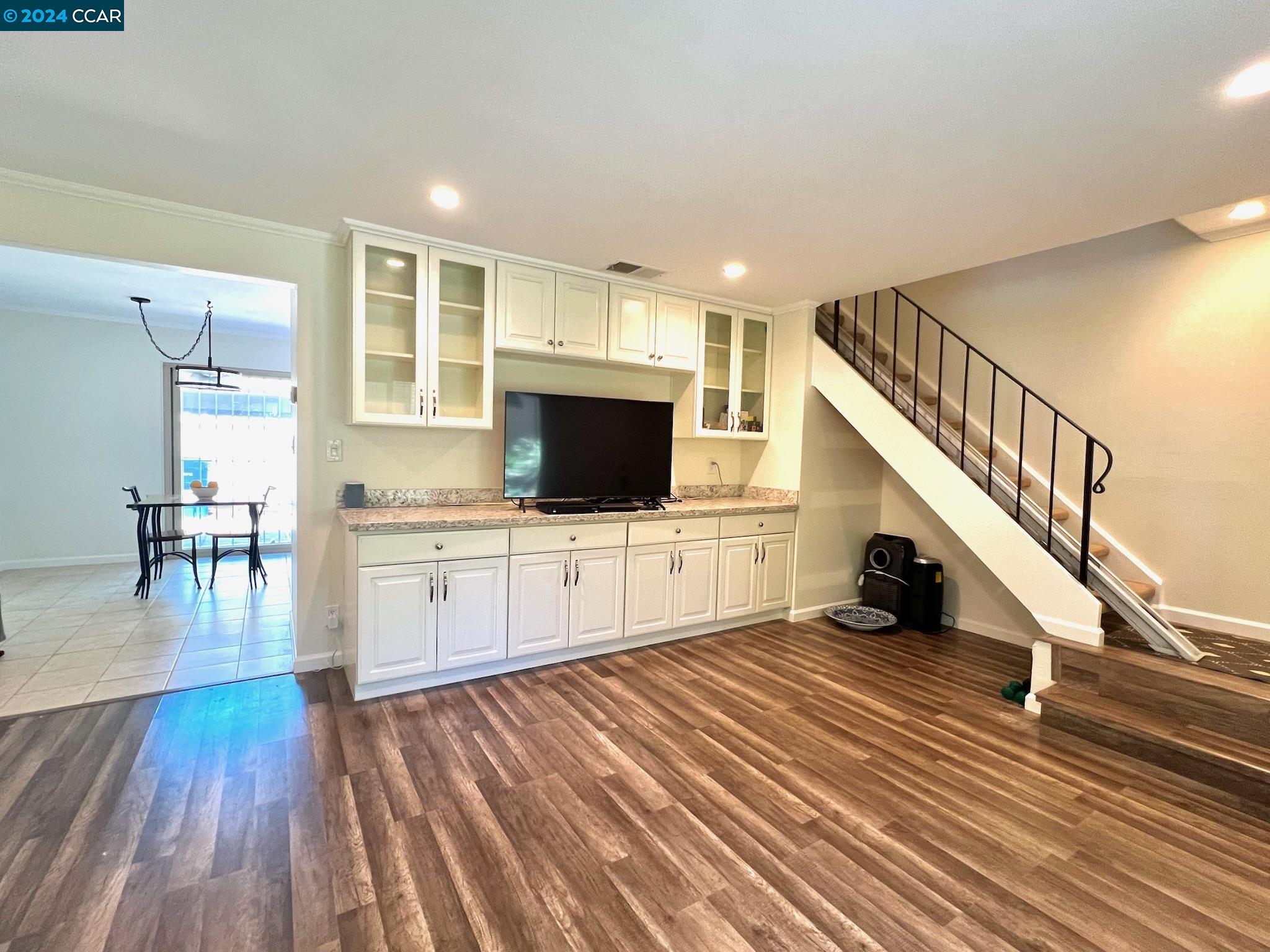 27847 Hummingbird Ct