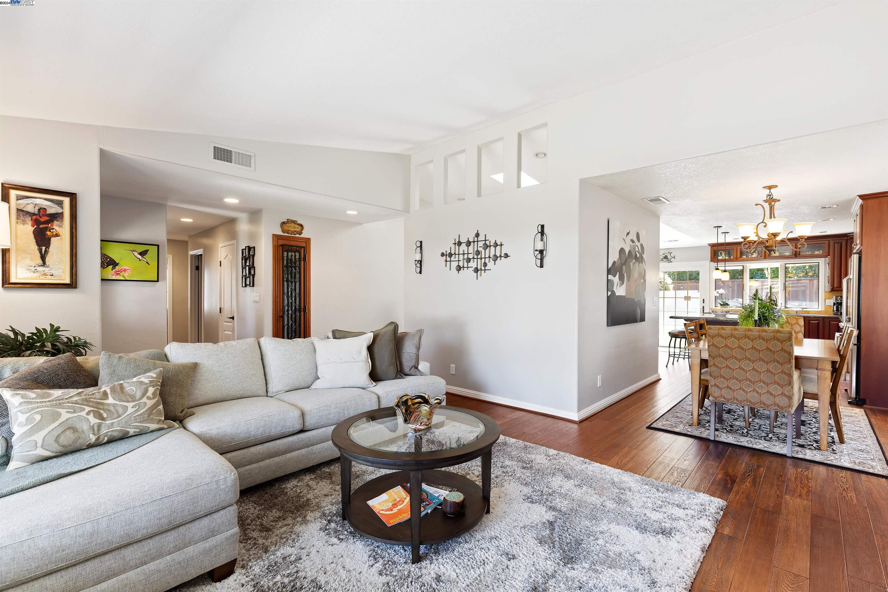 5962 Hansen Dr