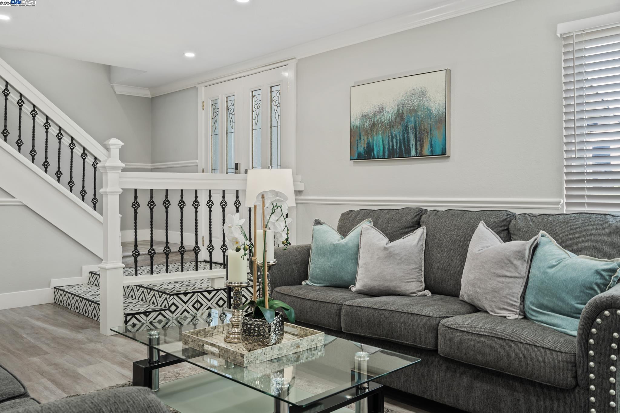 3624 La Mesa Dr