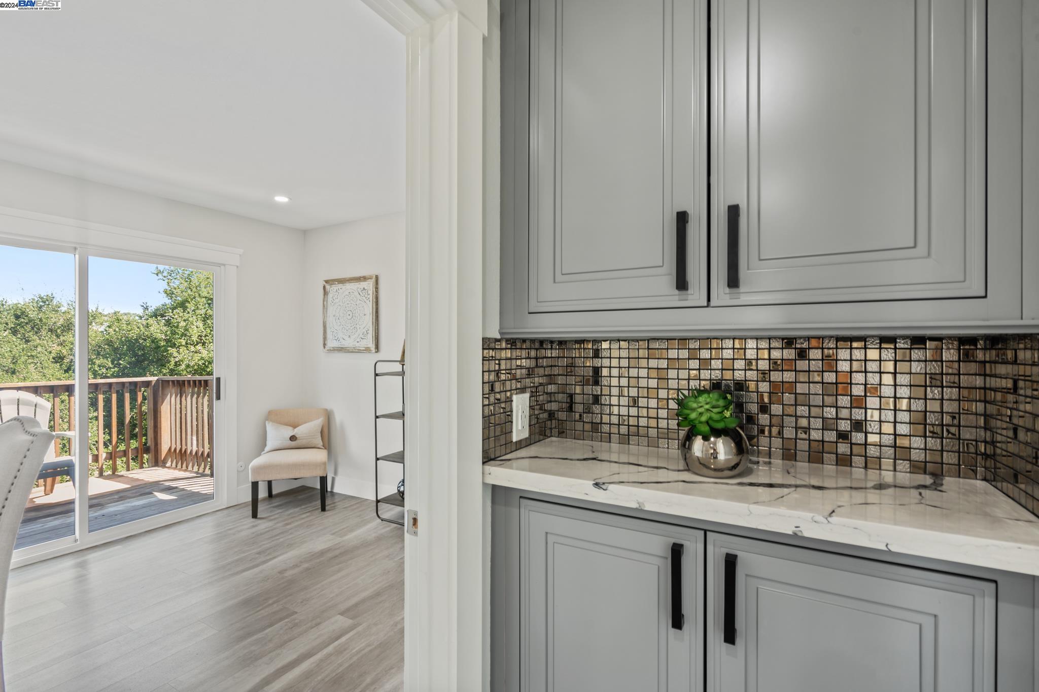 3624 La Mesa Dr