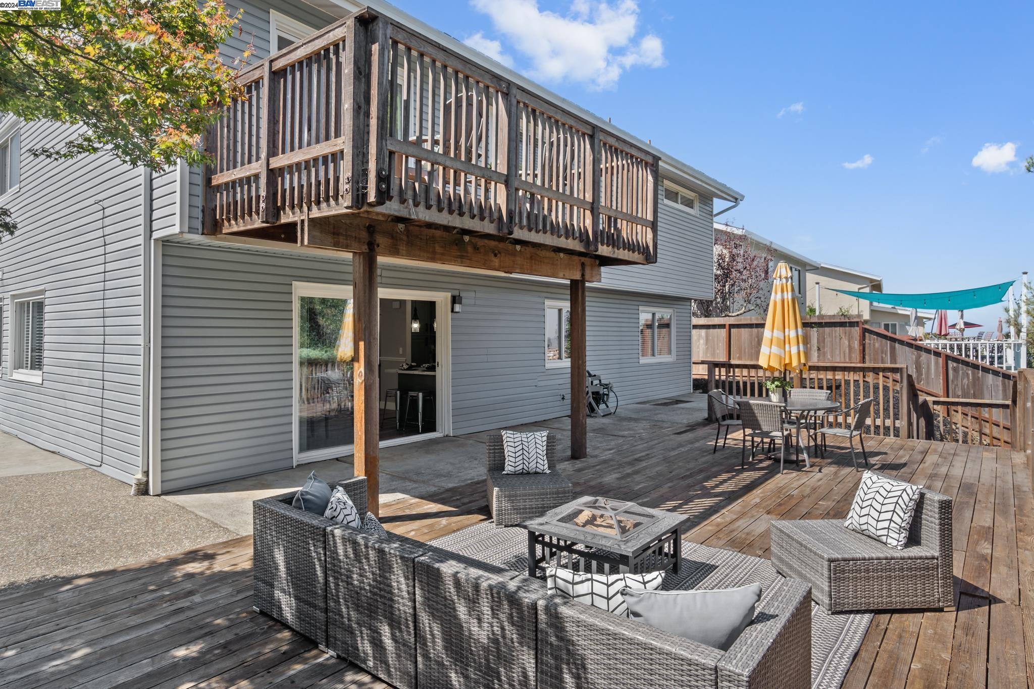 3624 La Mesa Dr