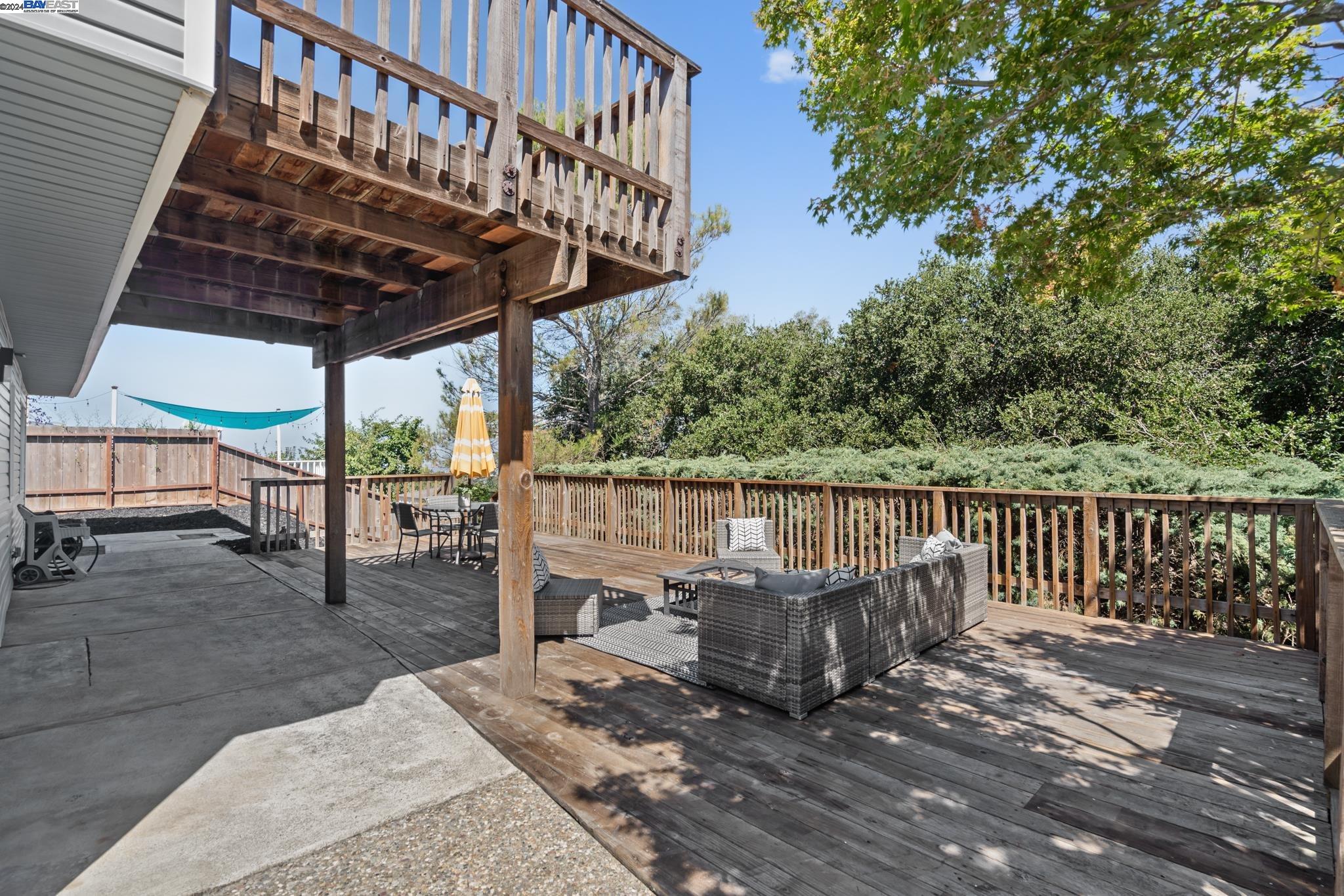 3624 La Mesa Dr