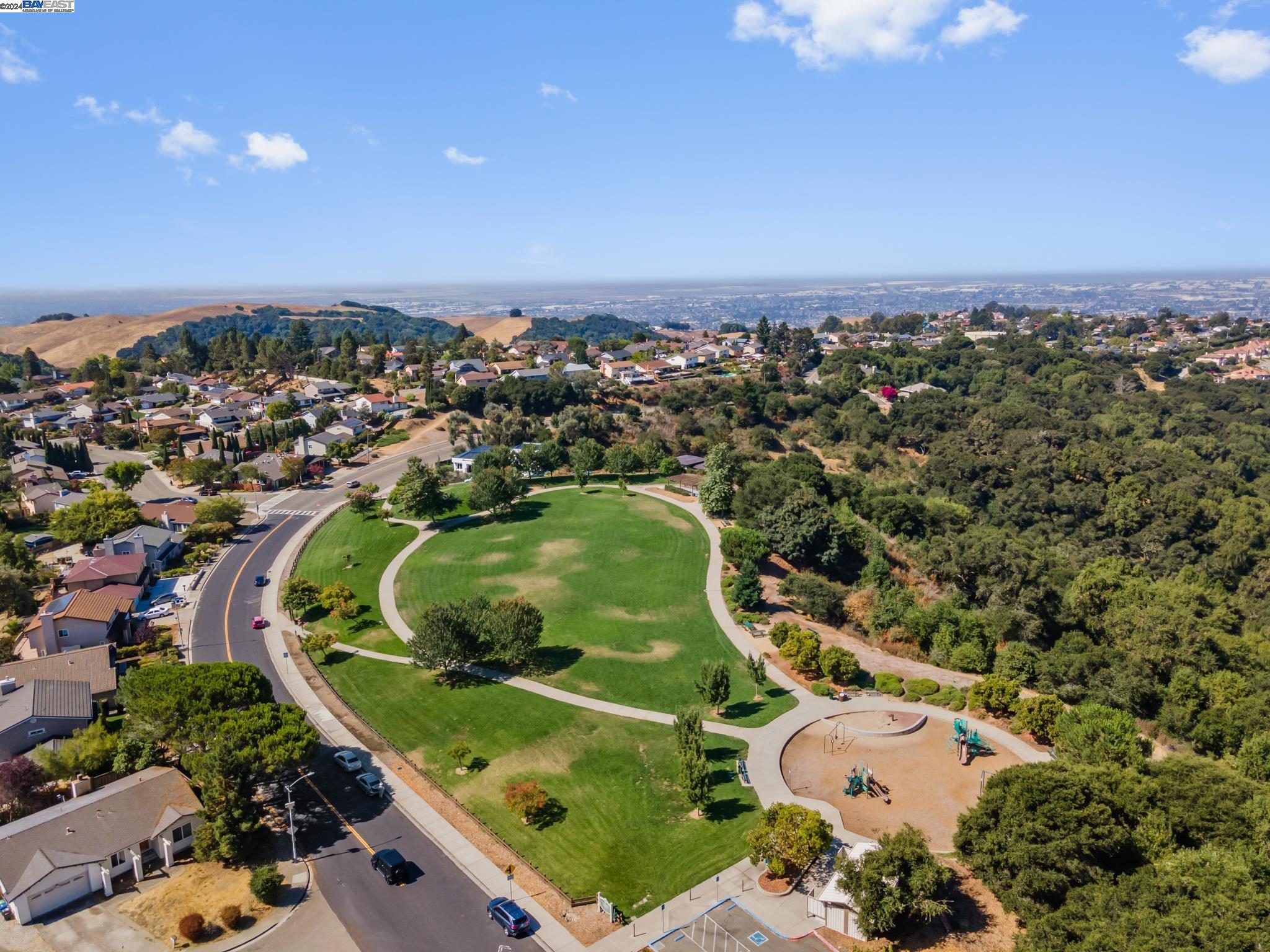 3624 La Mesa Dr