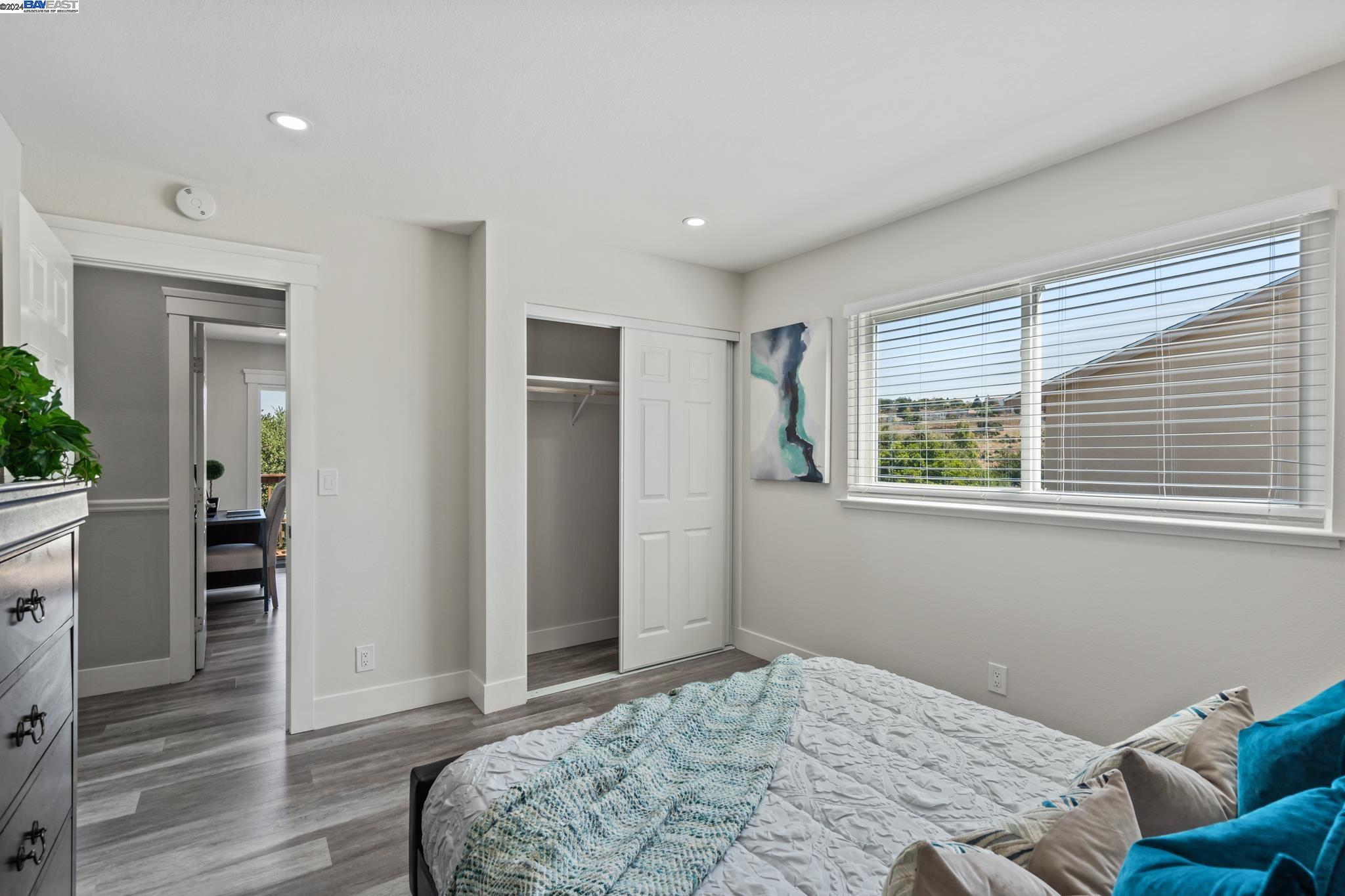 3624 La Mesa Dr