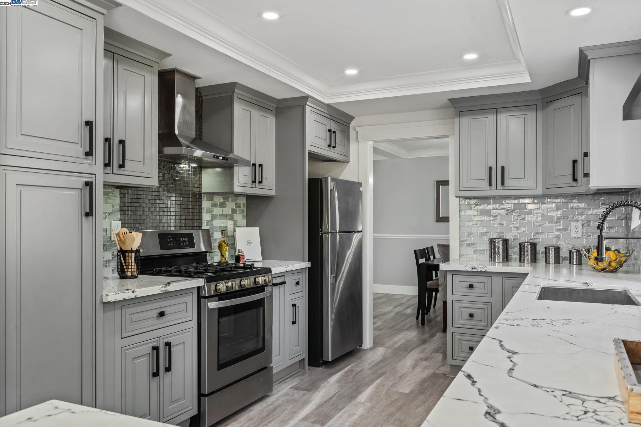3624 La Mesa Dr