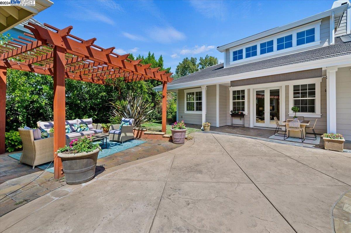 1616 Cindy Way