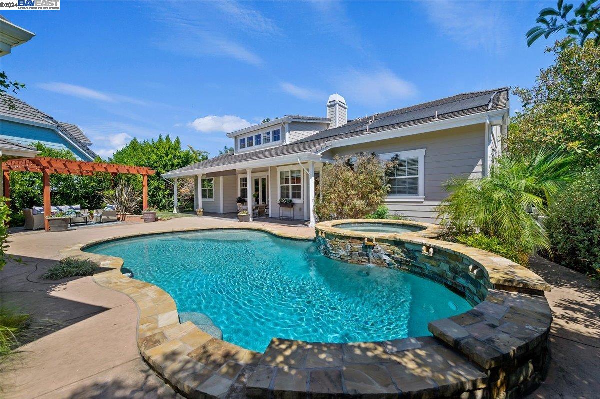 1616 Cindy Way