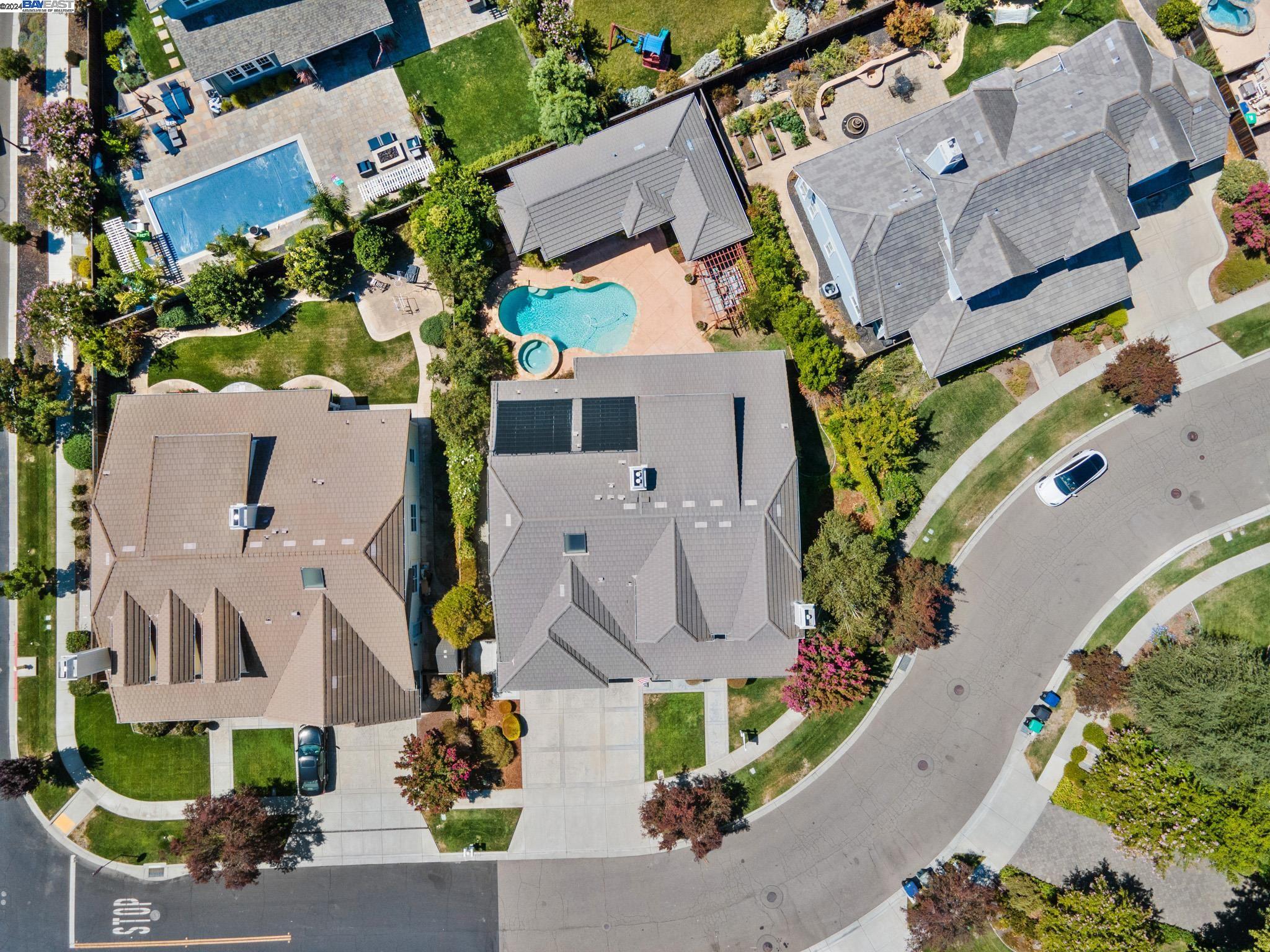 1616 Cindy Way