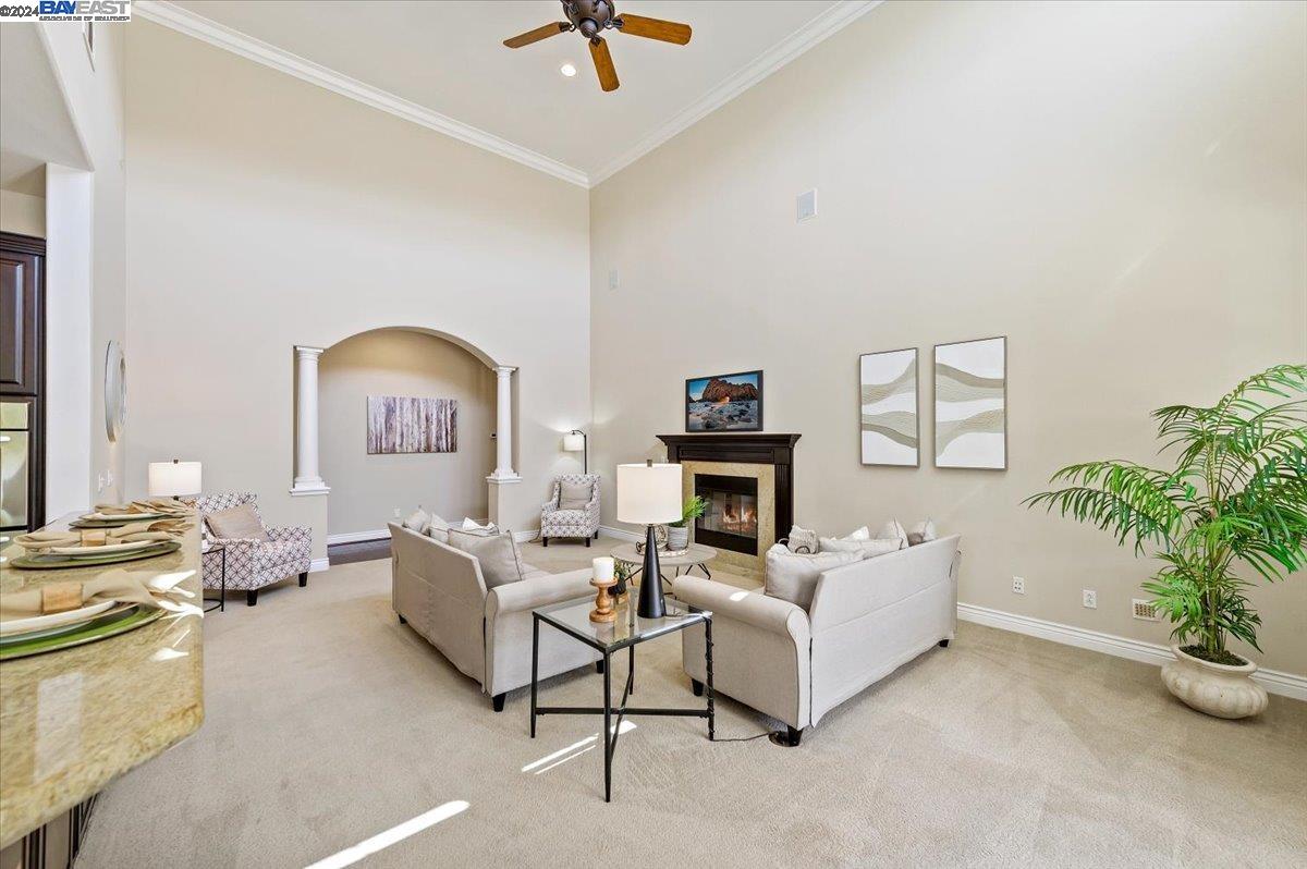 1616 Cindy Way
