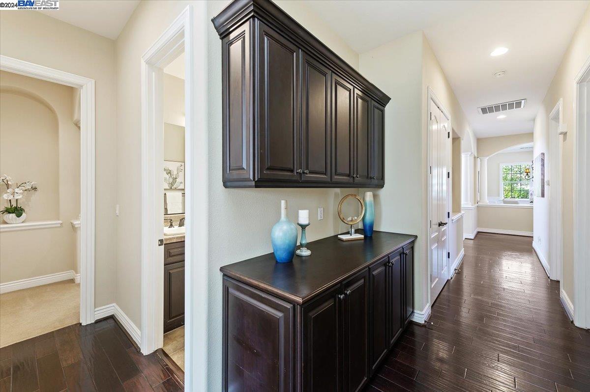 1616 Cindy Way