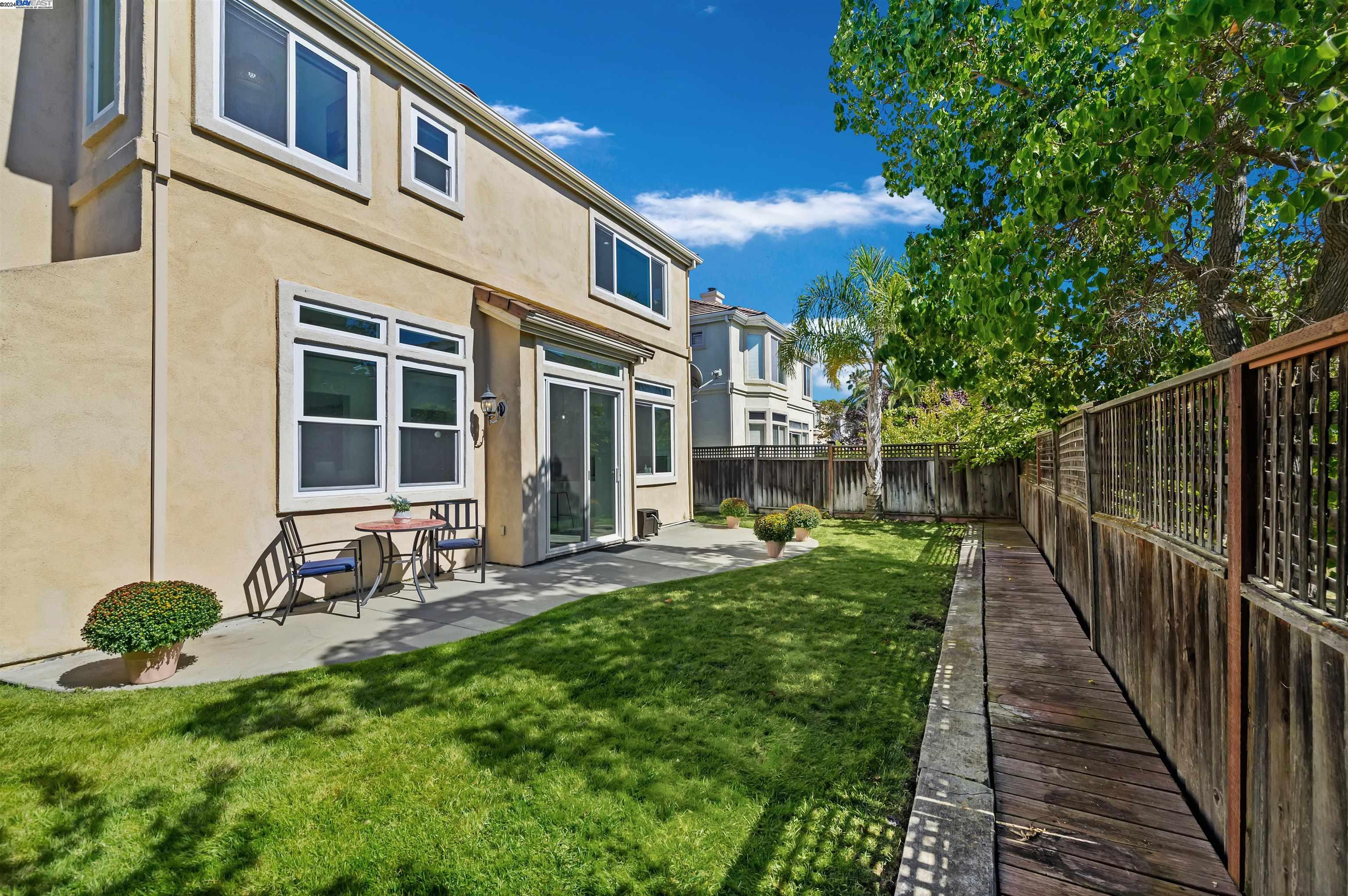 35875 Vivian Pl