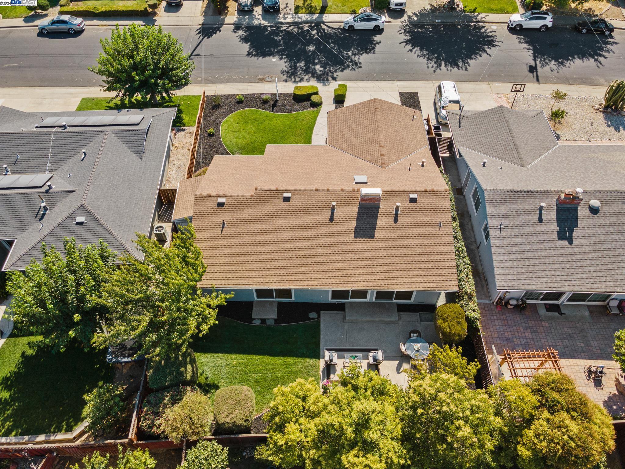 608 Caliente Ave