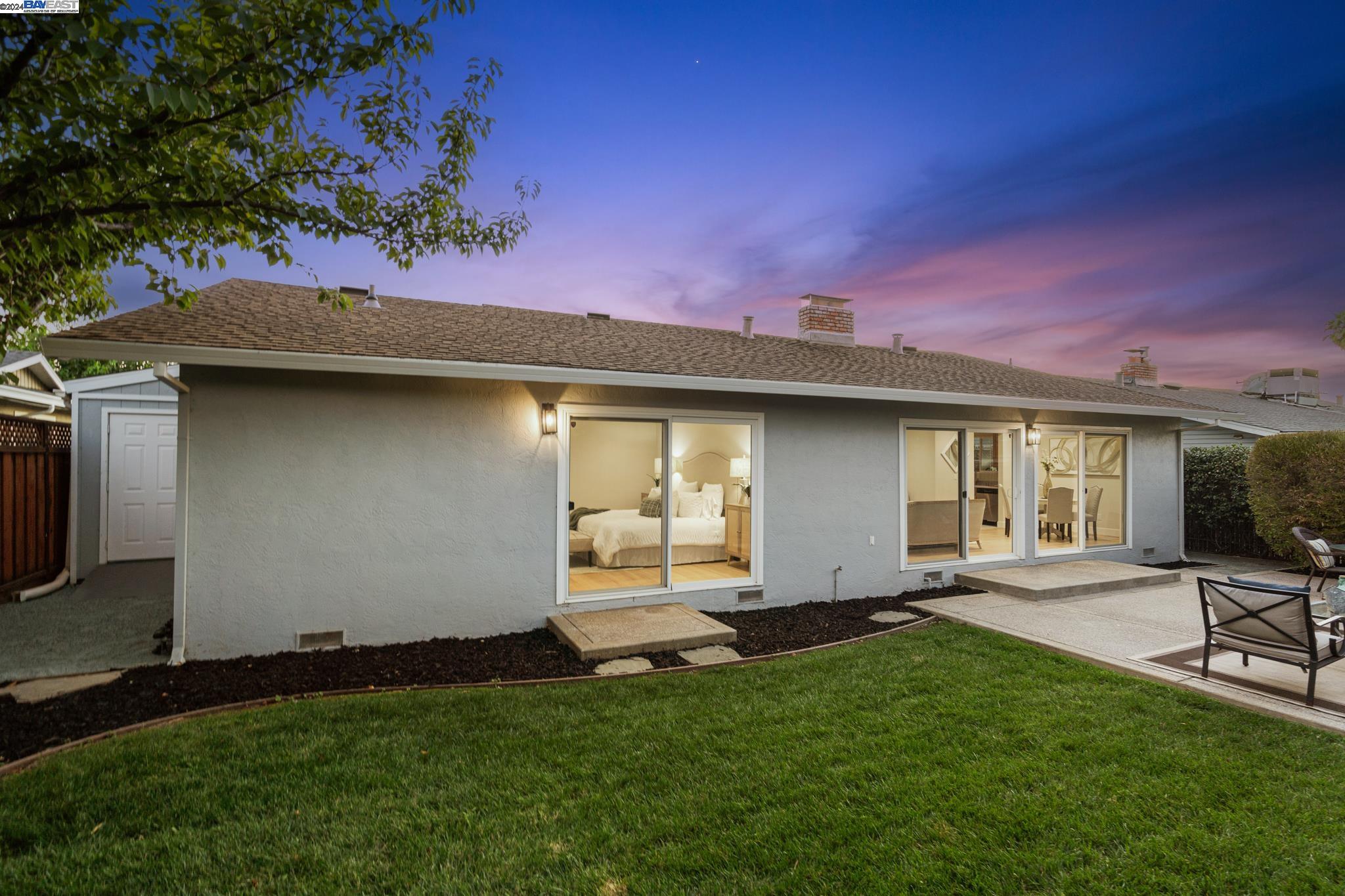 608 Caliente Ave