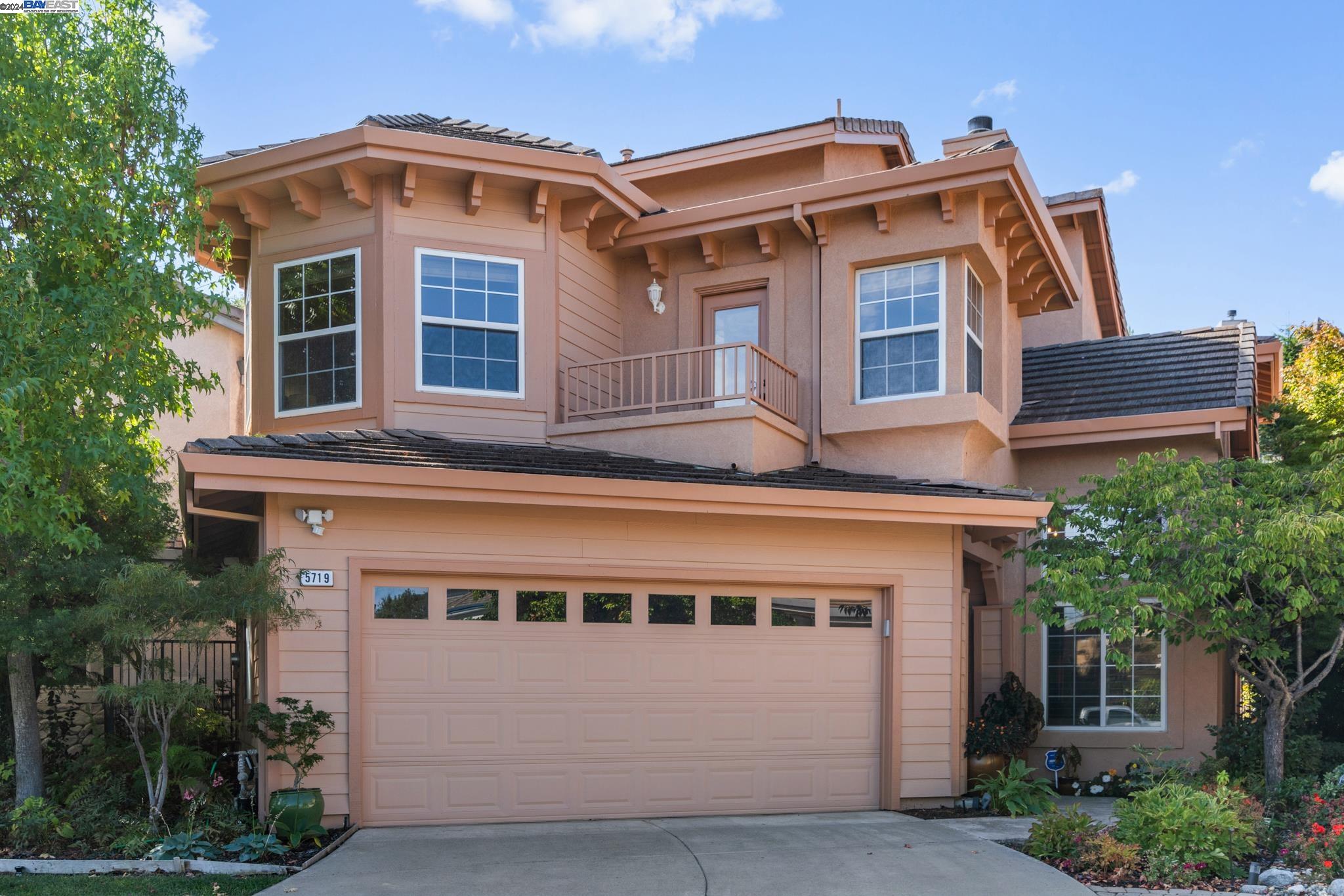 5719 Athenour Ct