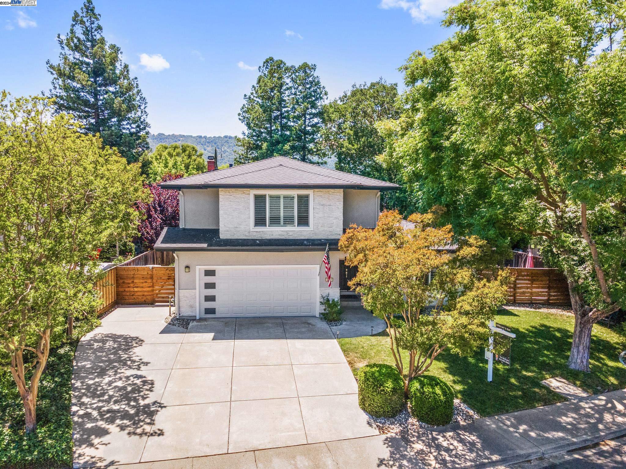 2660 Camino Segura