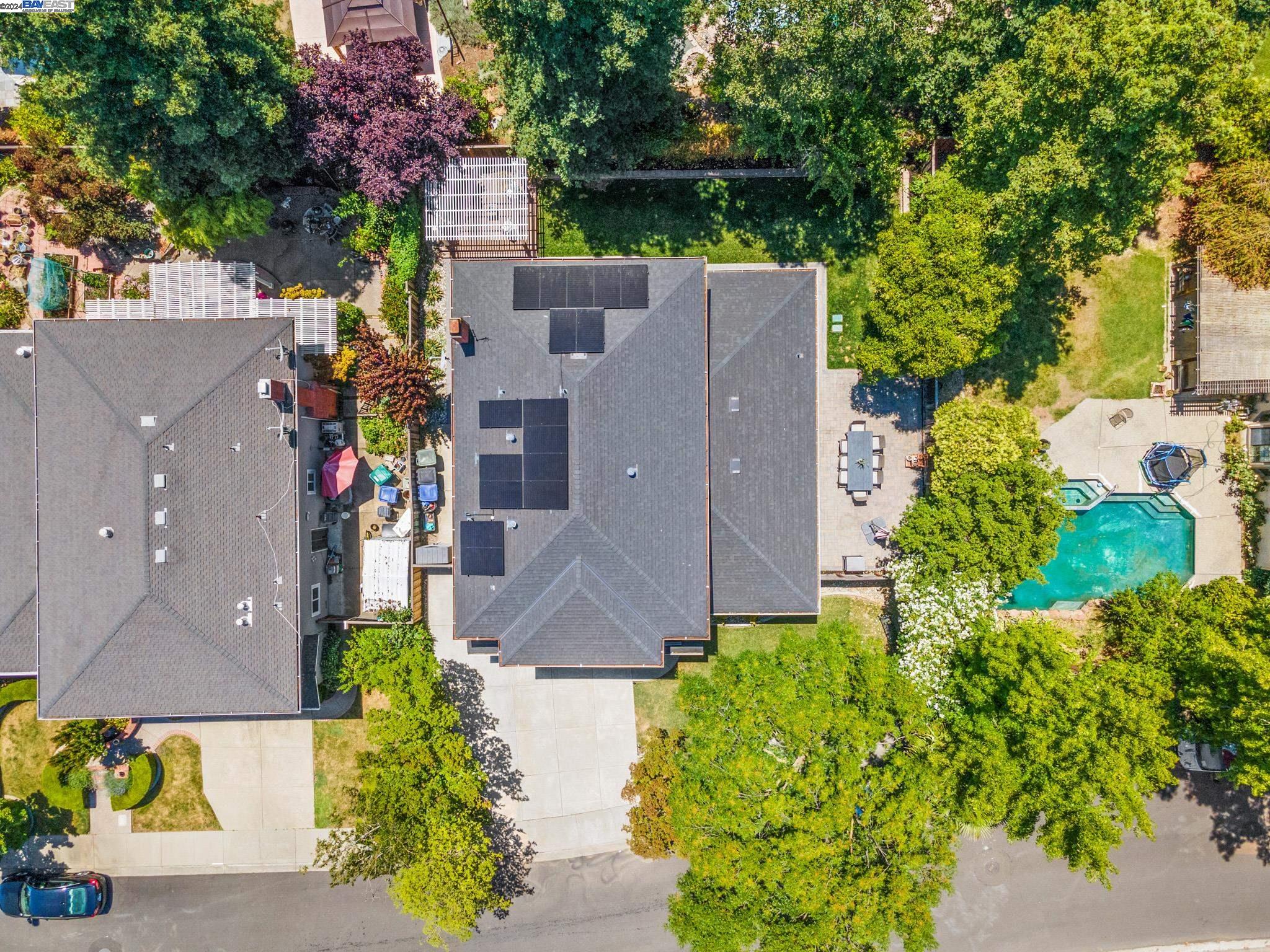 2660 Camino Segura