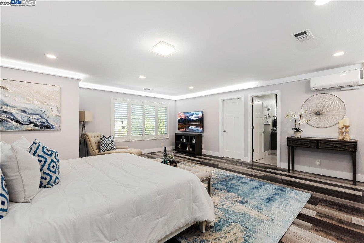 2660 Camino Segura