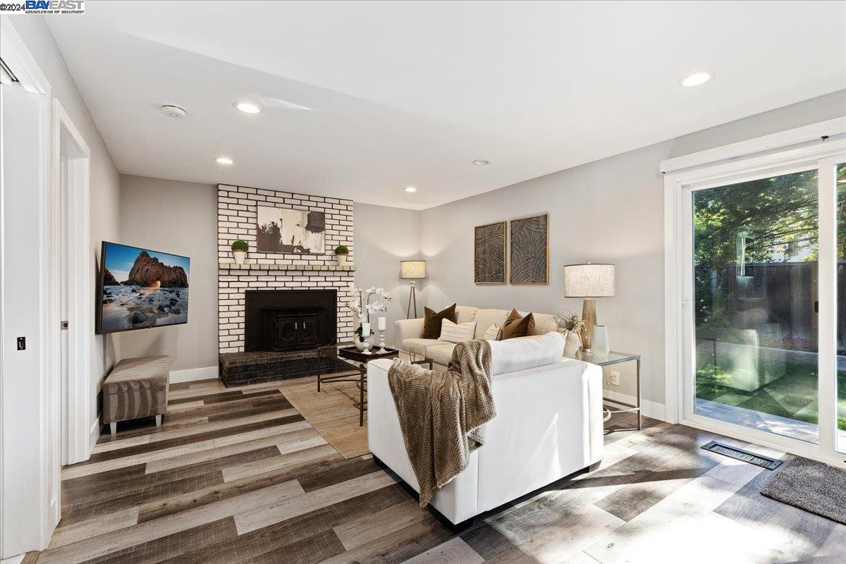 2660 Camino Segura