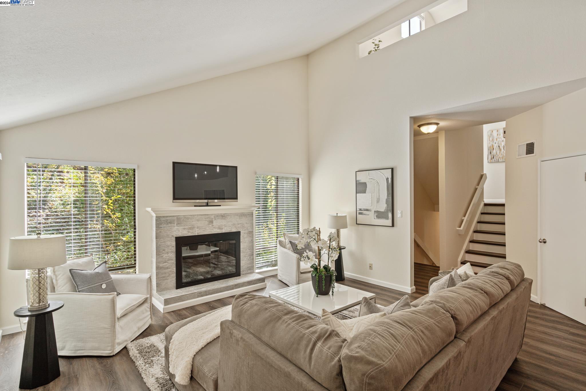 227 Paseo Bernal