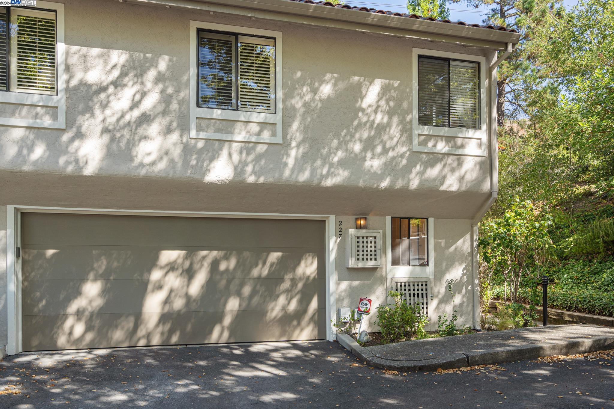 227 Paseo Bernal