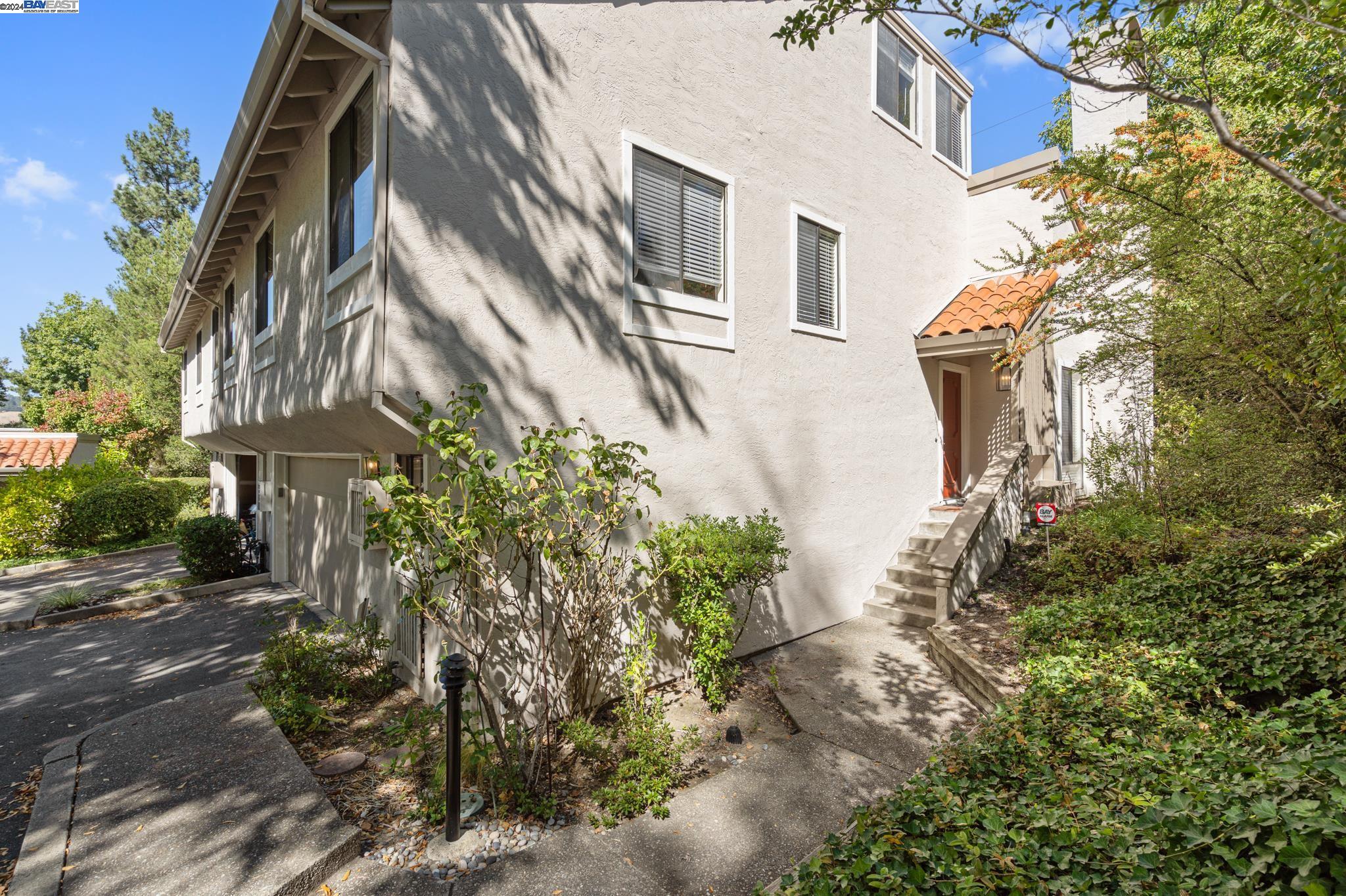 227 Paseo Bernal