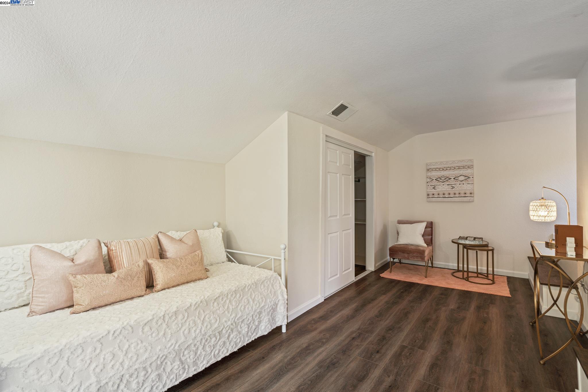 227 Paseo Bernal