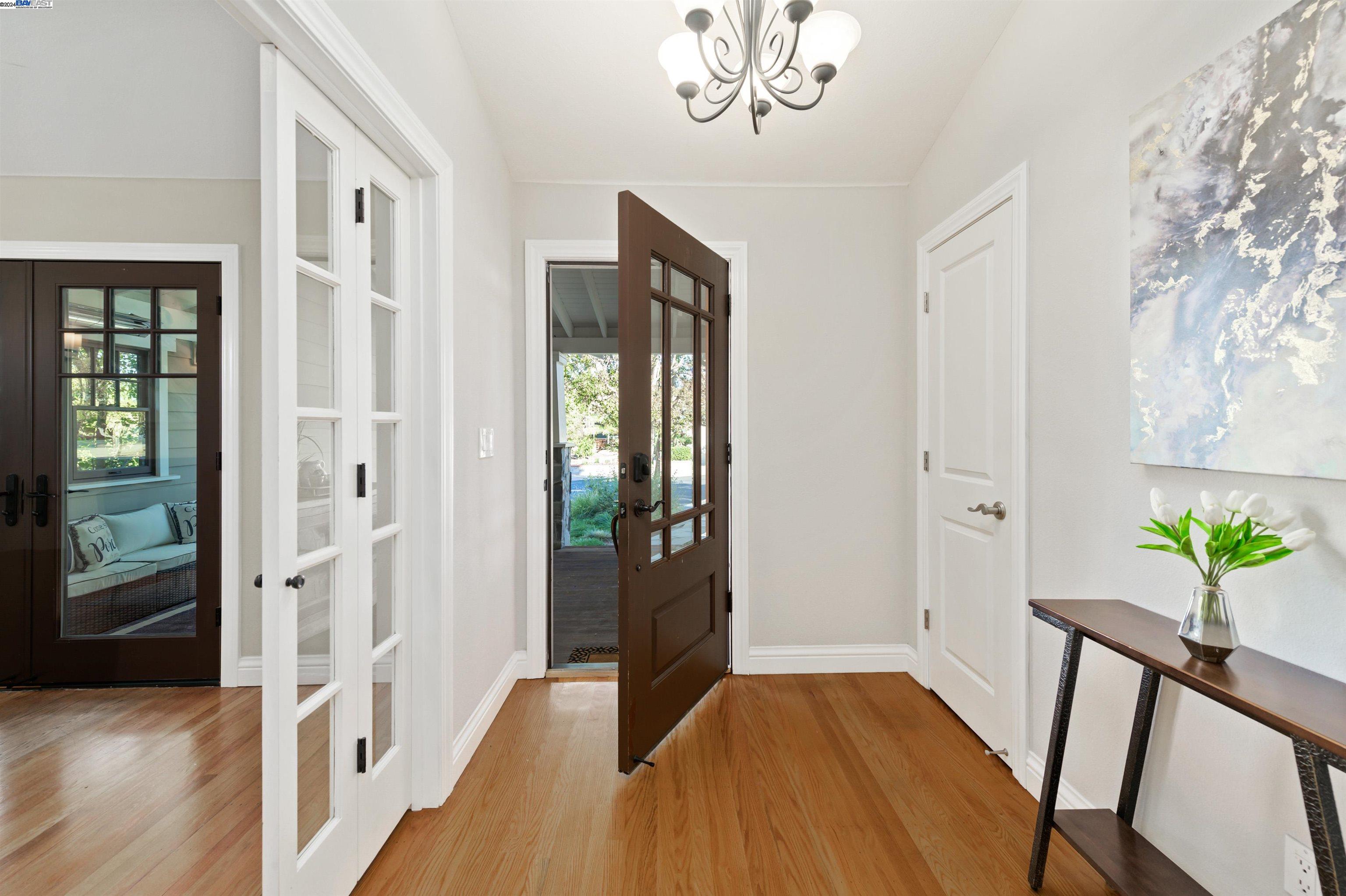 327 Christina Ct