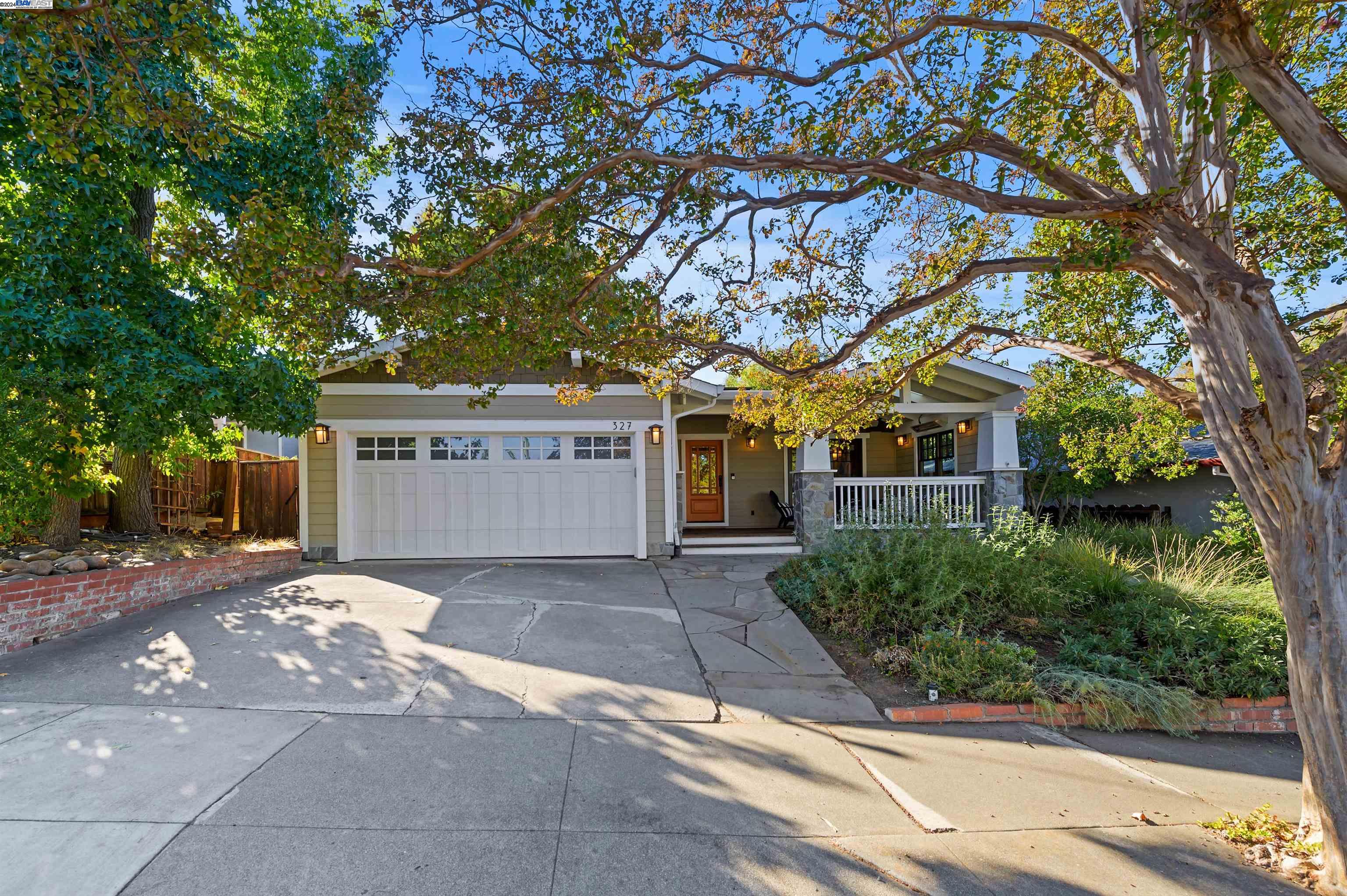 327 Christina Ct
