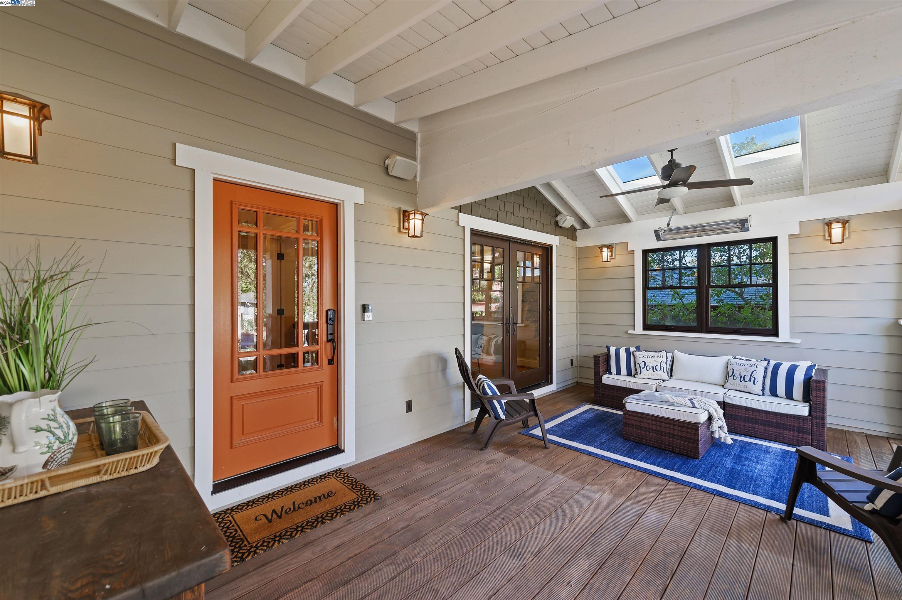 327 Christina Ct