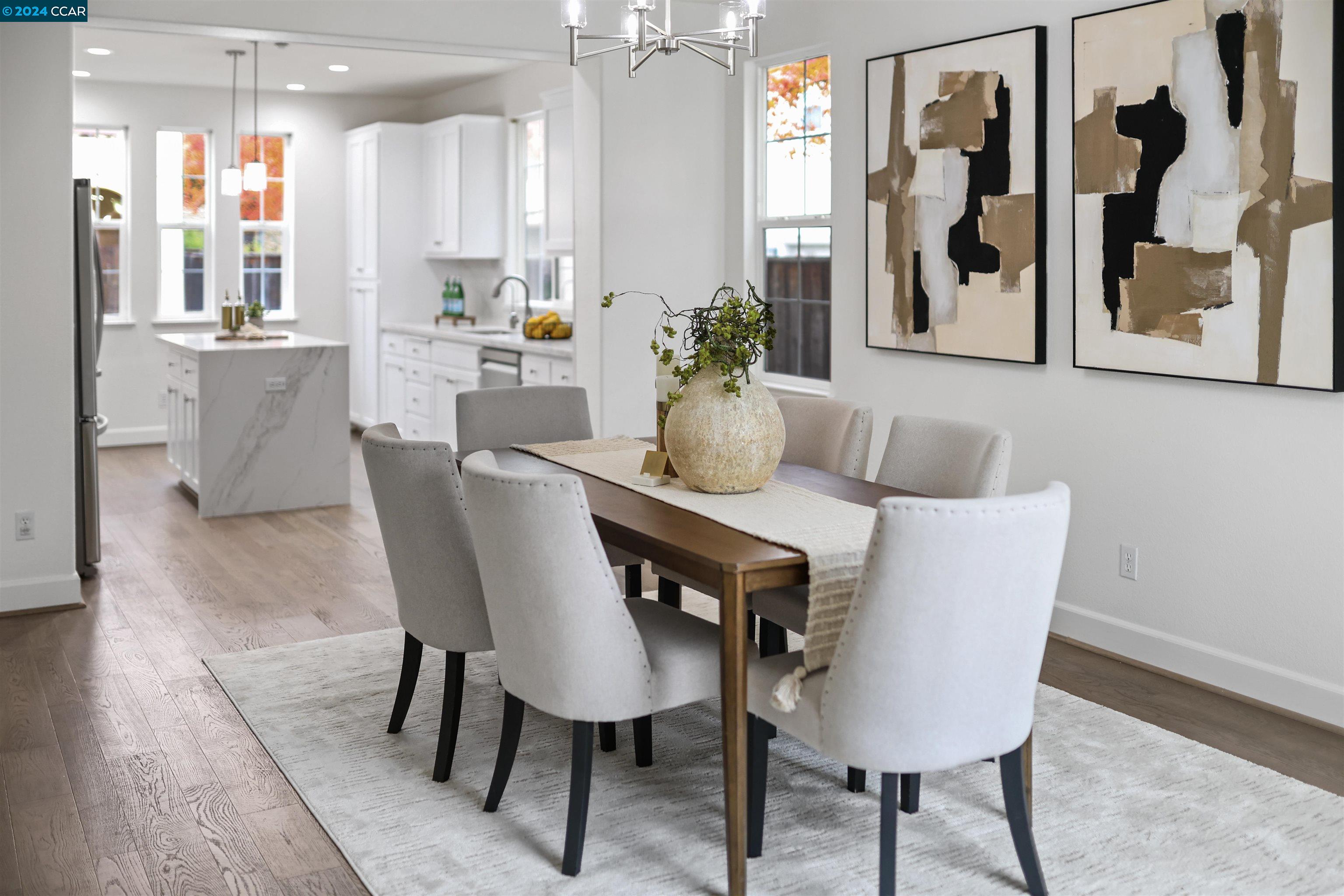 2810 Lemon Common