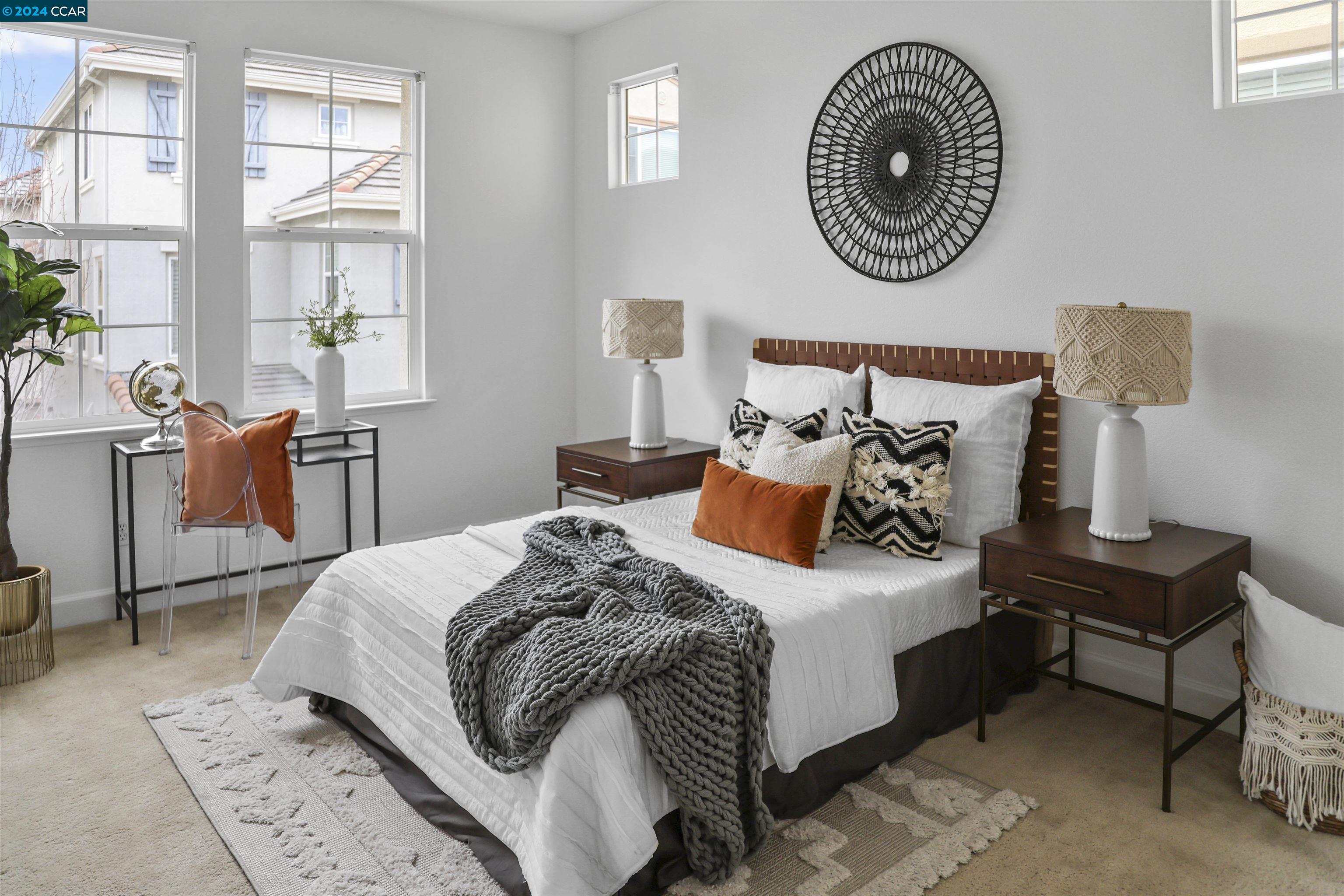 2810 Lemon Common