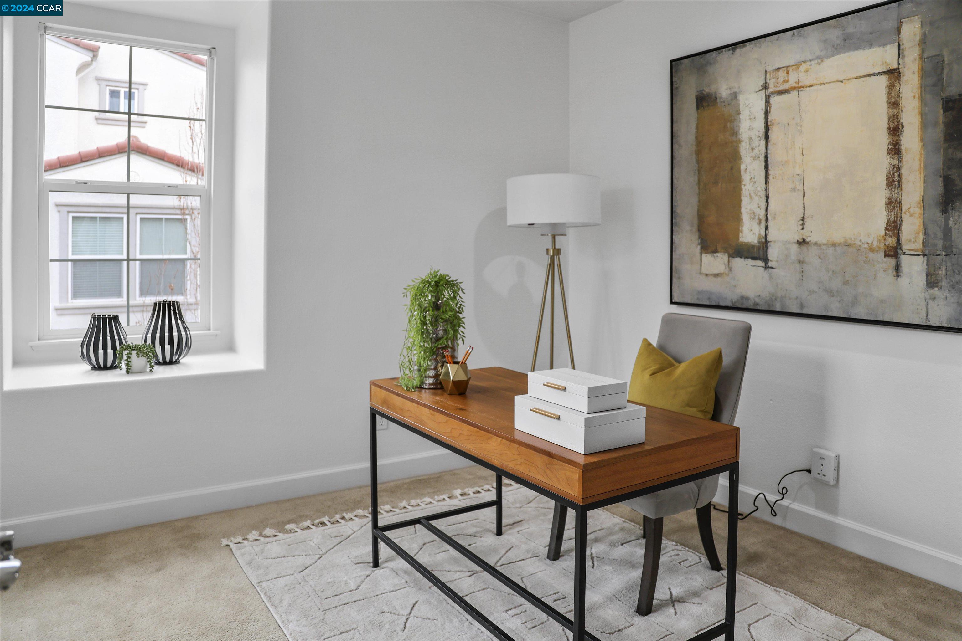 2810 Lemon Common