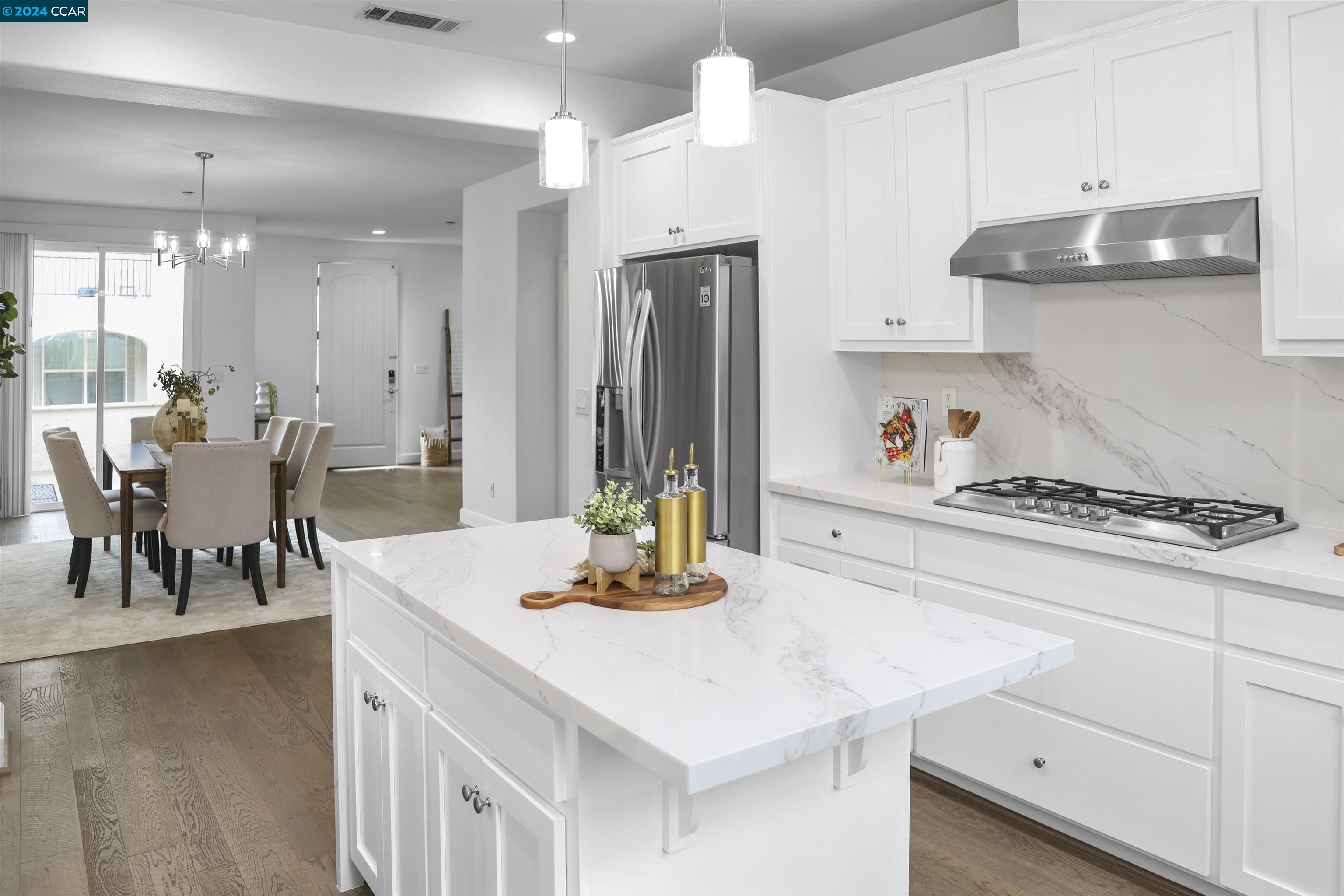 2810 Lemon Common