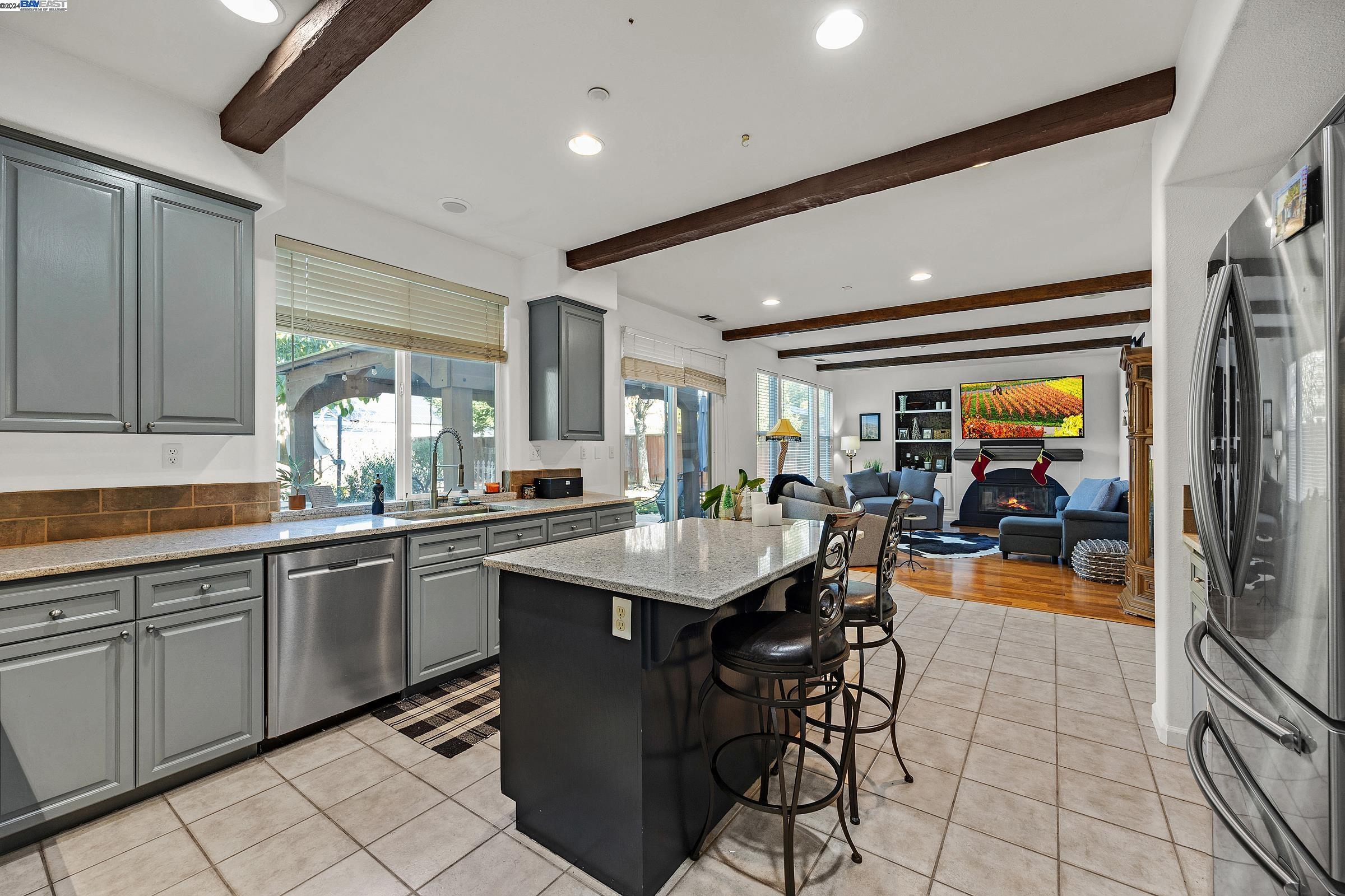 1483 Rebecca Dr