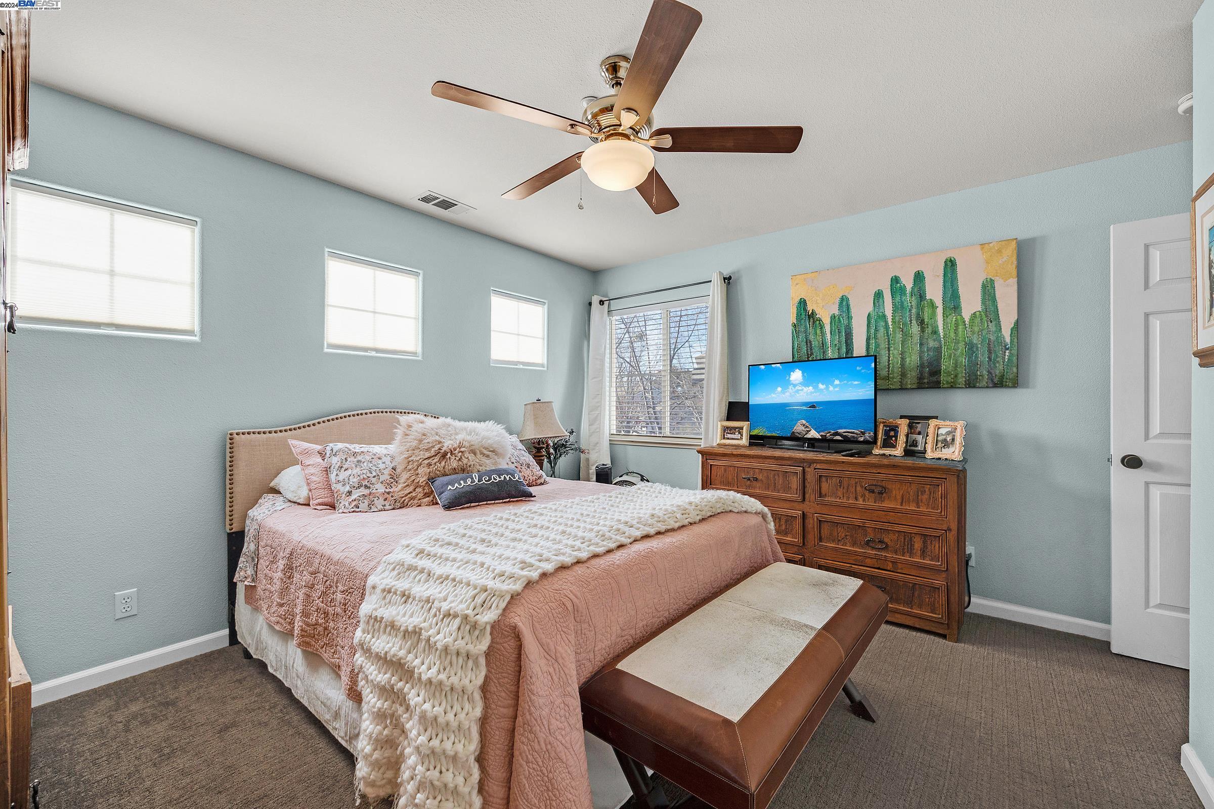 1483 Rebecca Dr