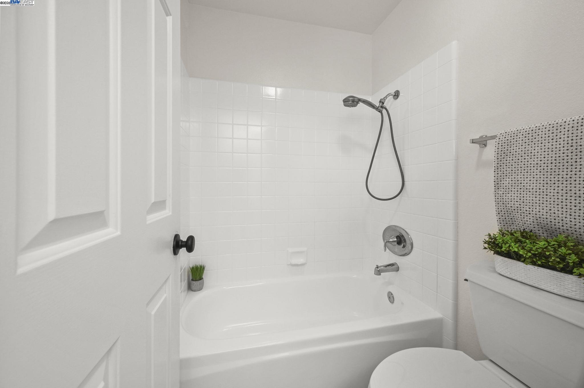 7747 Squirrel Creek Cir
