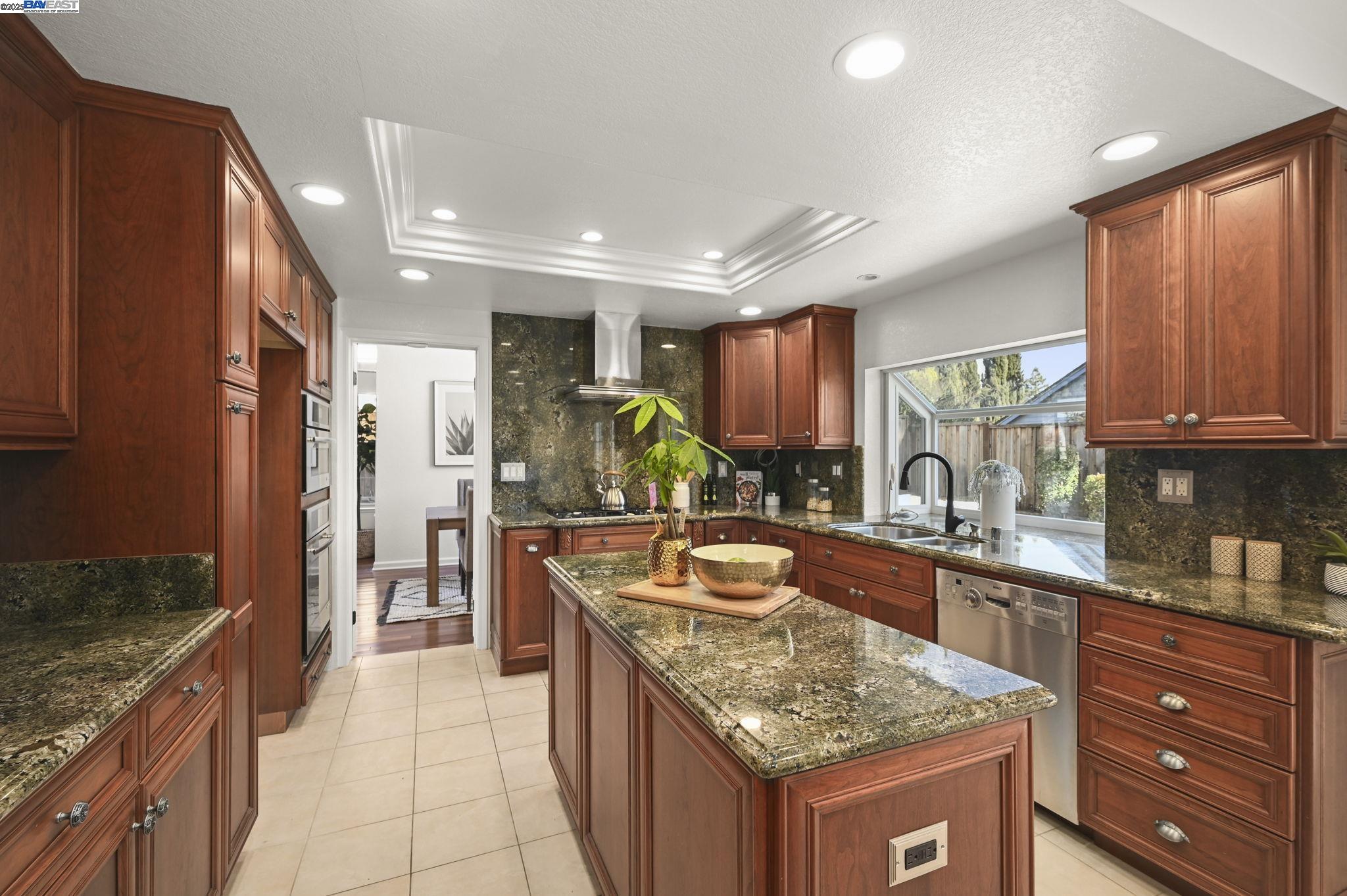 7747 Squirrel Creek Cir