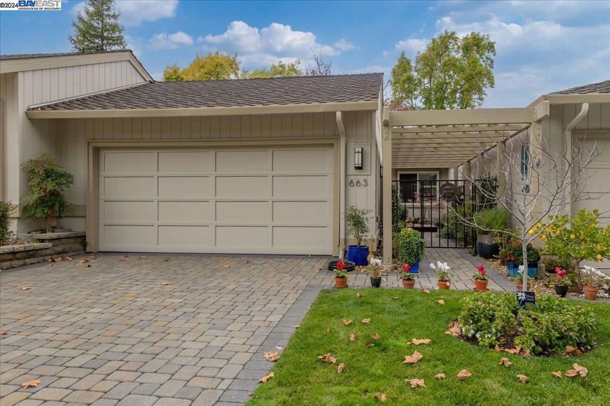 663 Silver Lake Dr