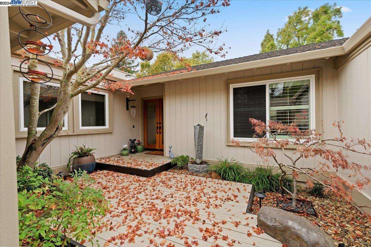 663 Silver Lake Dr